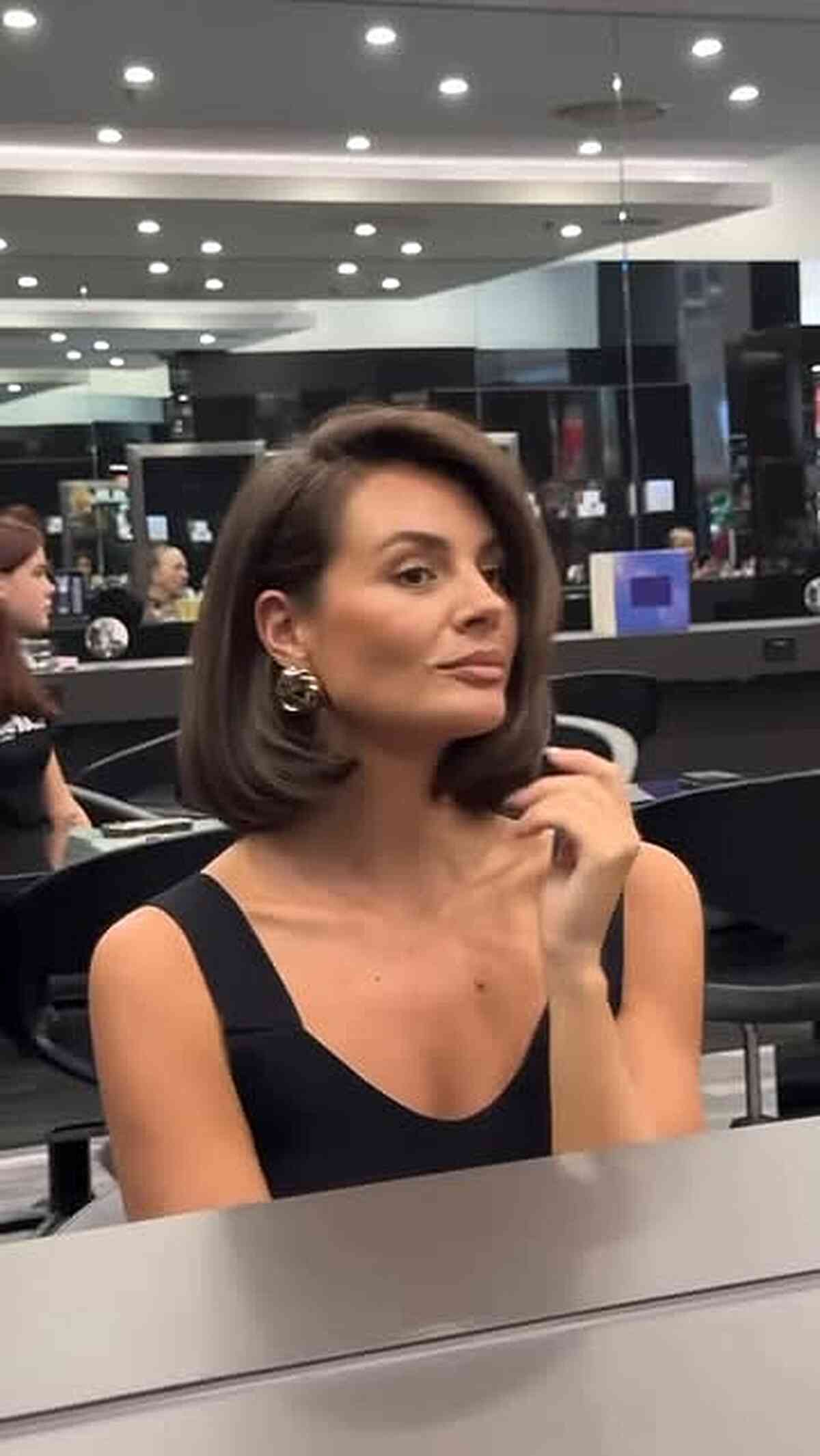 Sleek Deep Side Parted Bob