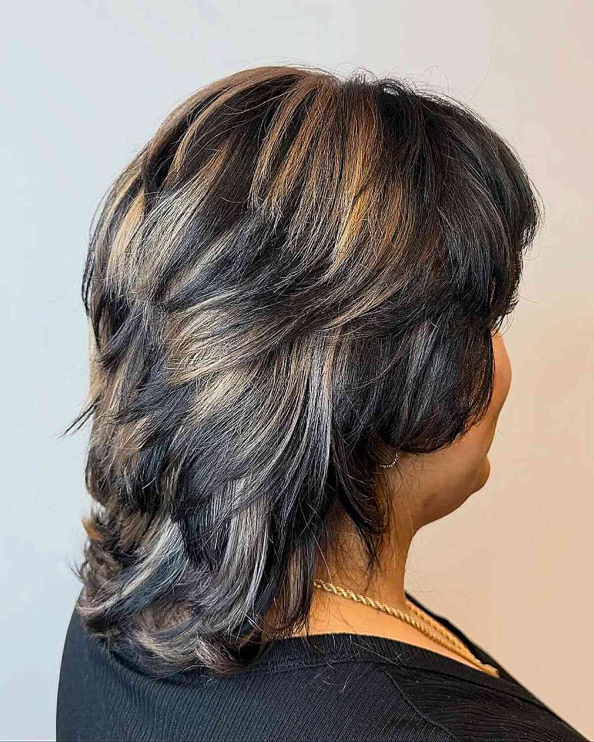 Textured Layered Cut with Caramel Highlights