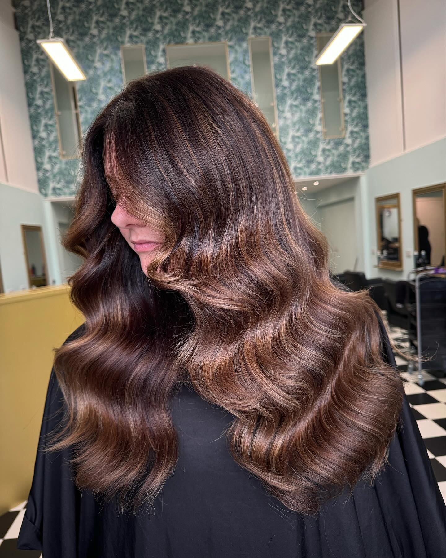 Warm-Cinnamon-Waves-with-Textured-Ends