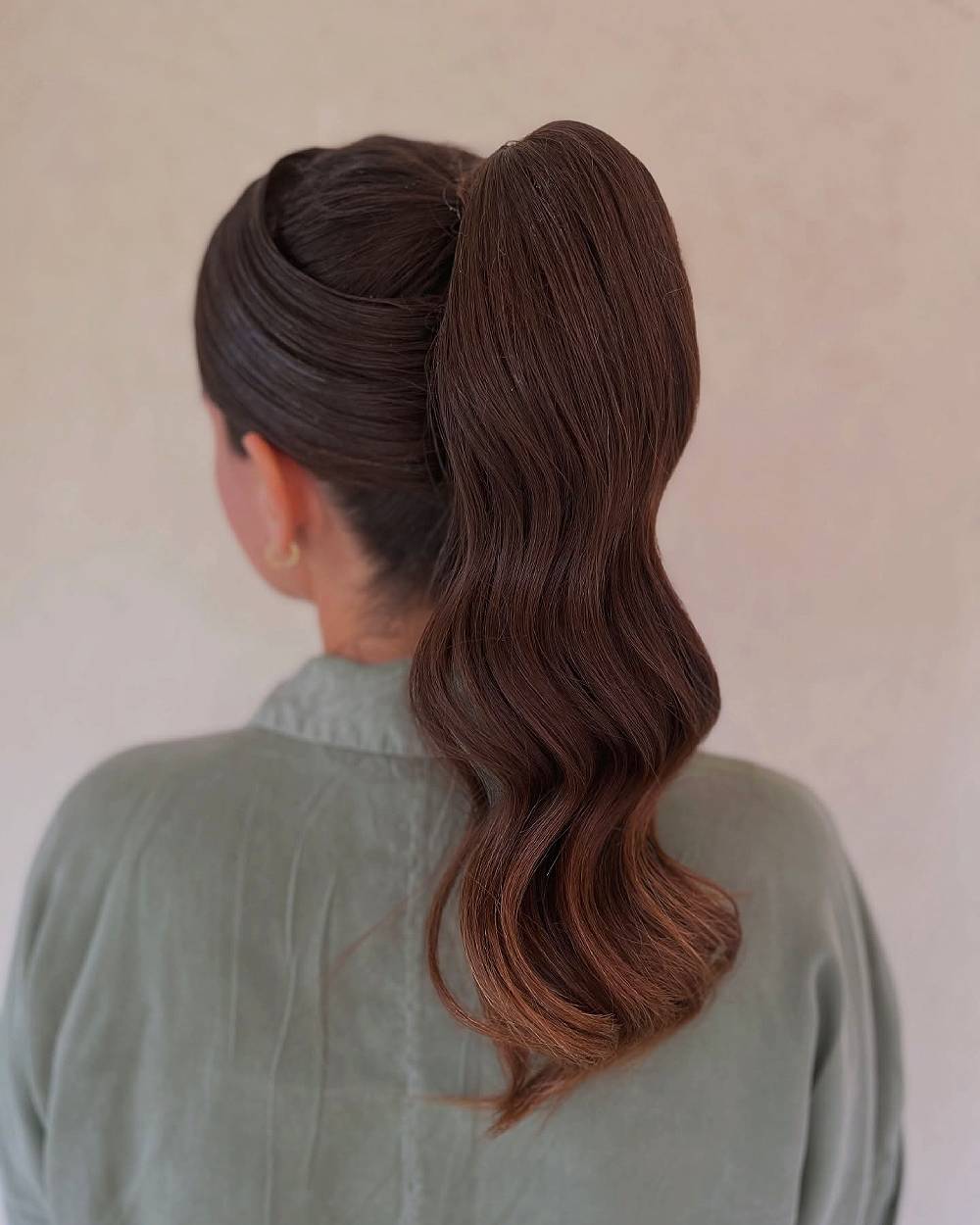 Chic High Ponytail with Soft Waves