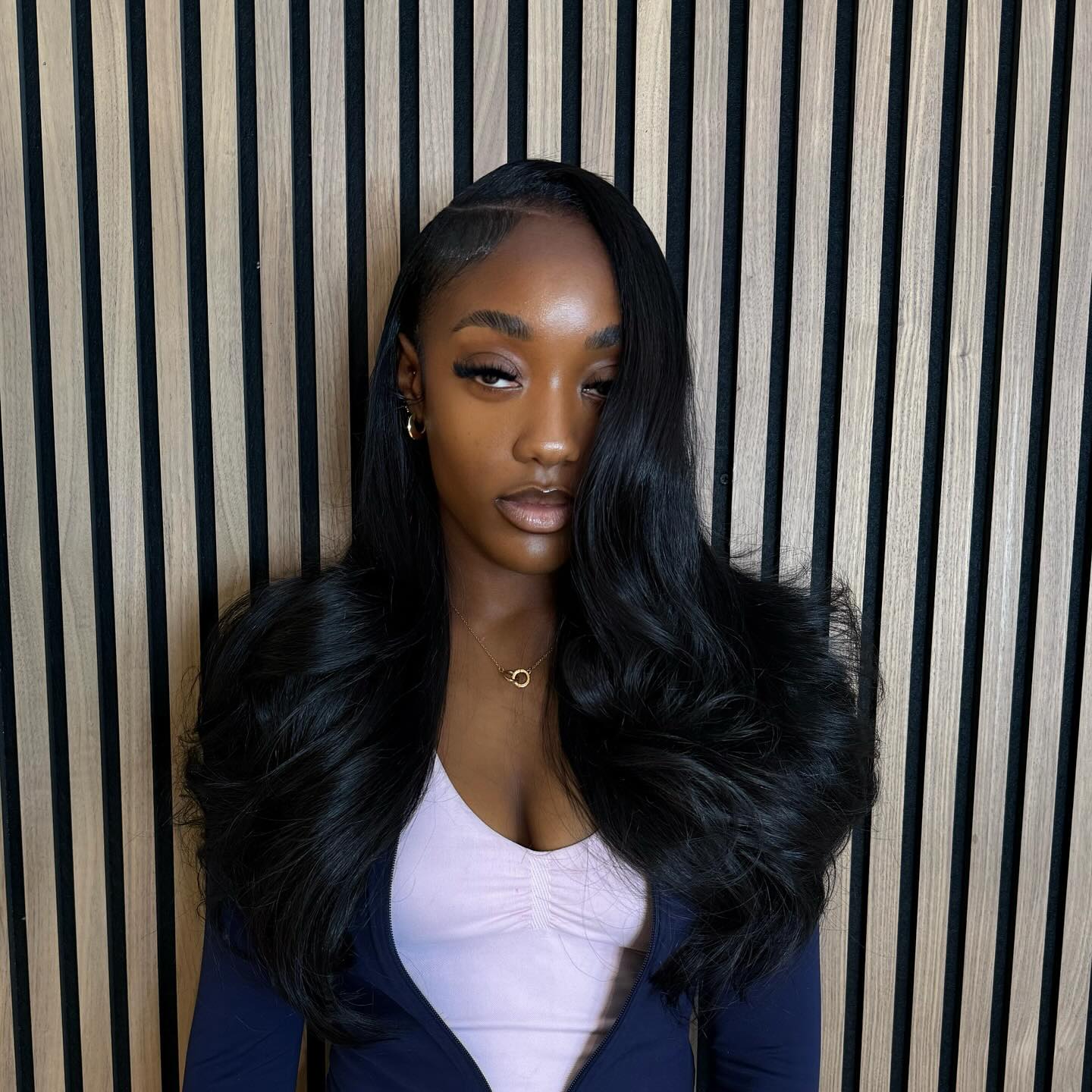 Glamorous Deep Waves with Sleek Silhouette
