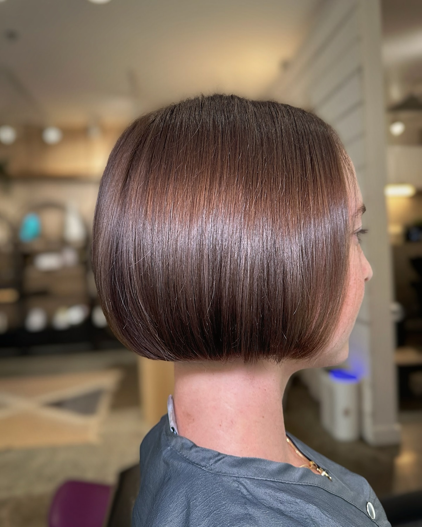 Glossy Chestnut Rounded Micro Bob