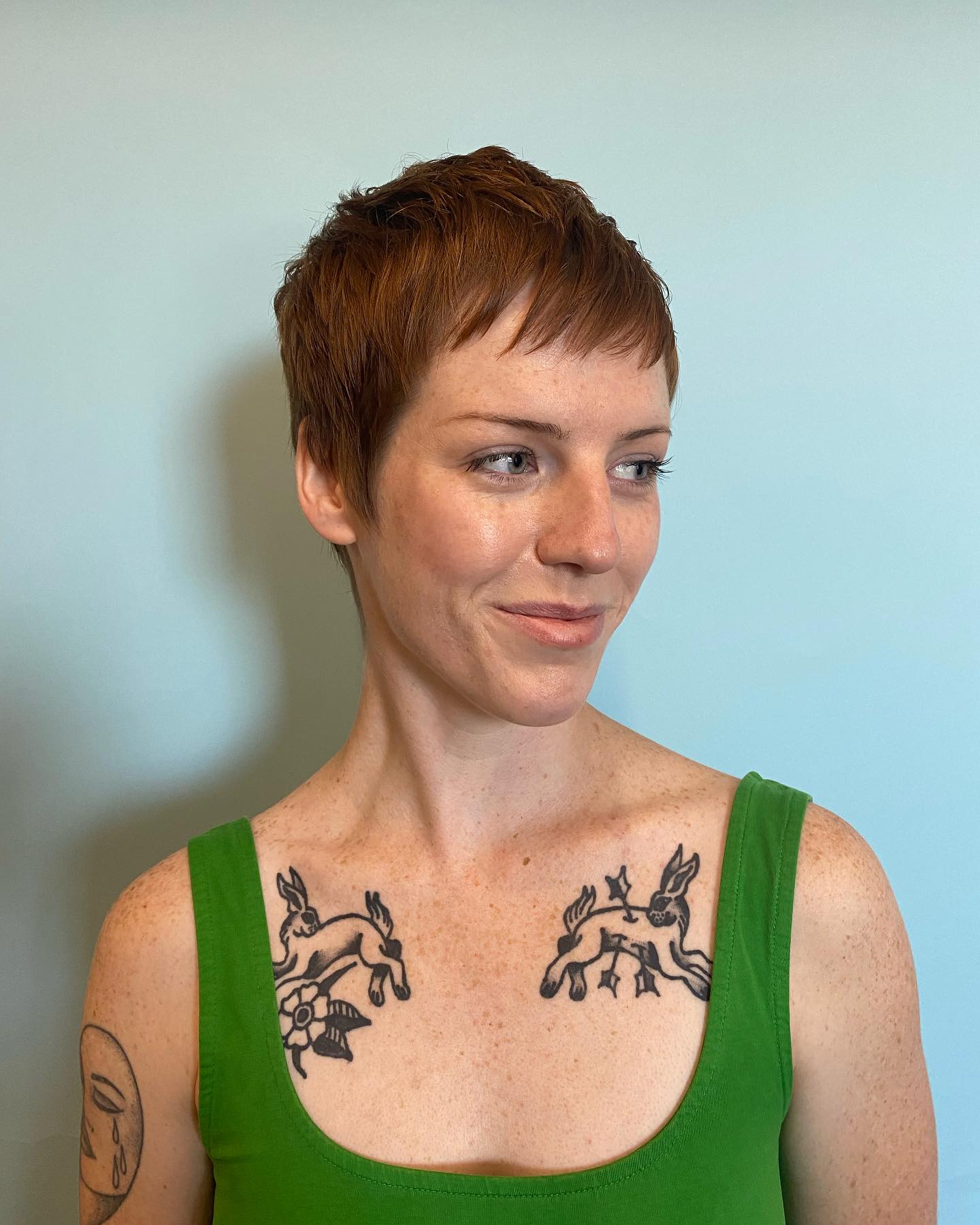 Chic Textured Pixie Cut with Subtle Fringe