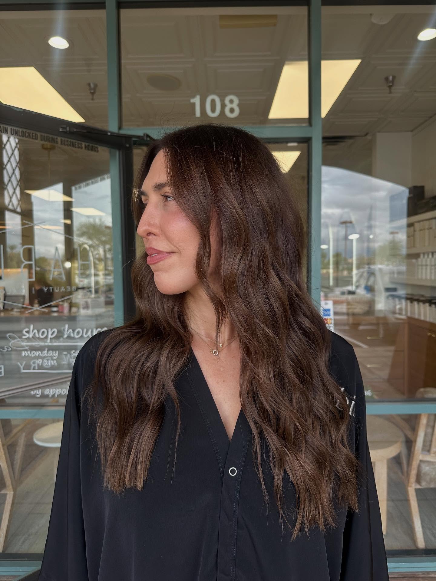 Elegant Chocolate Brown Waves with Soft Dimensions