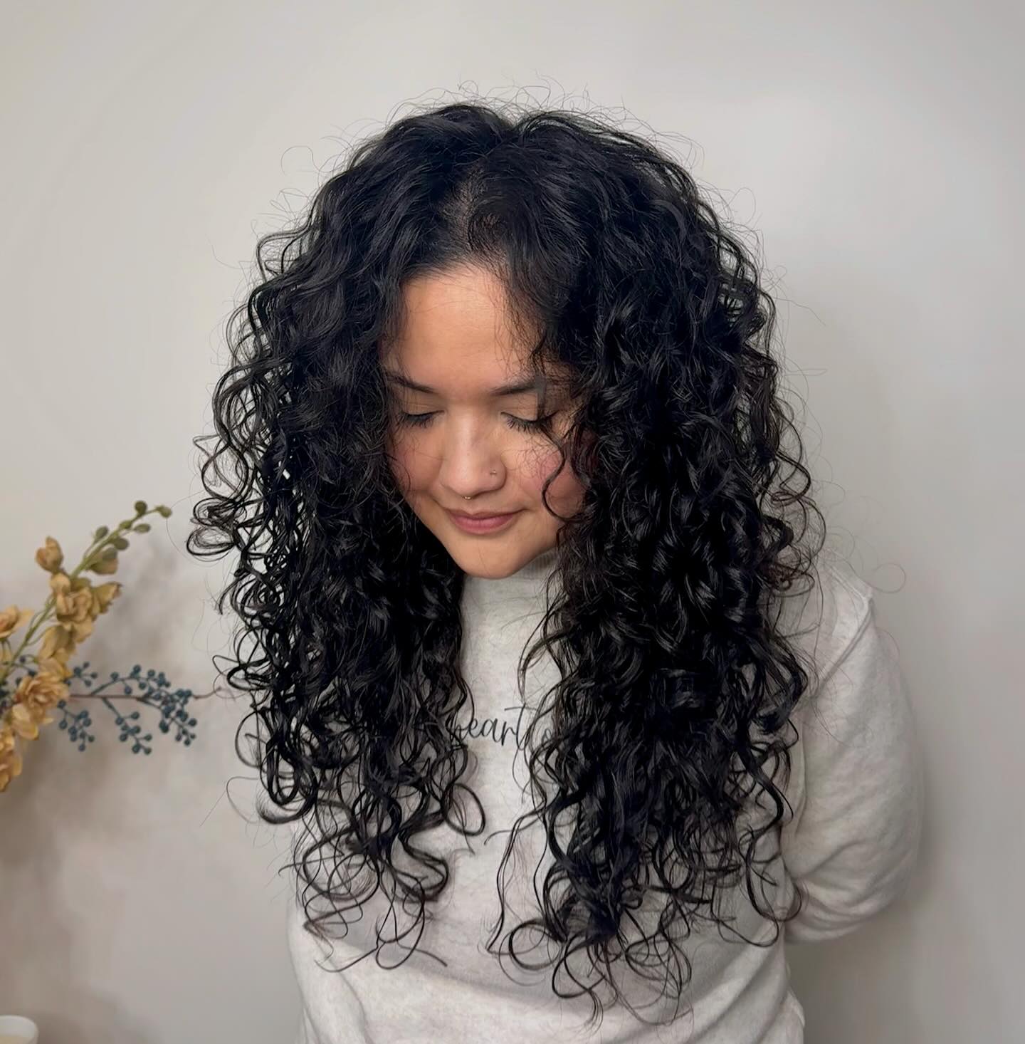 Subtle Midnight Waves with Graduated Volume