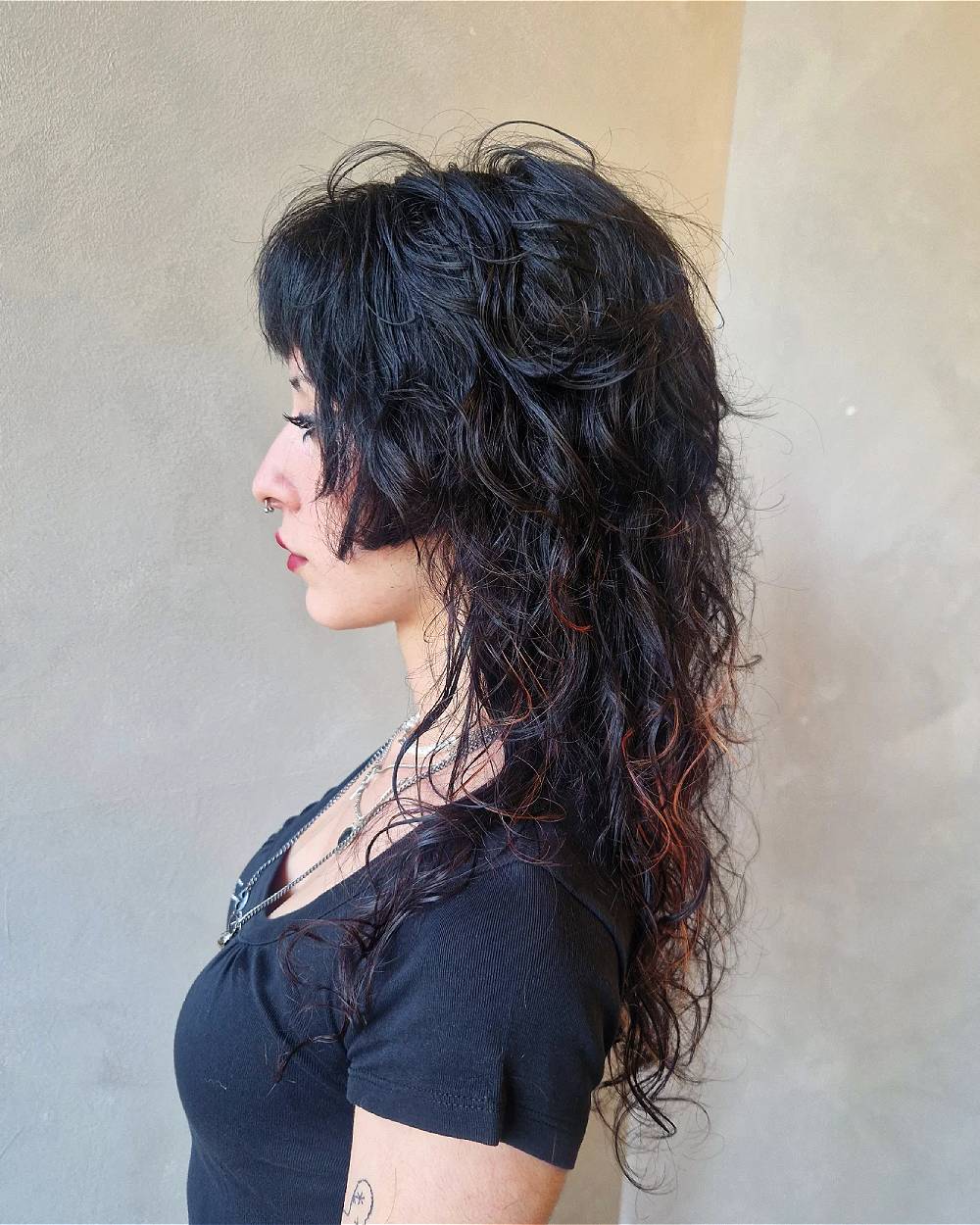 Textured Long Hime Cut with Subtle Copper Highlights