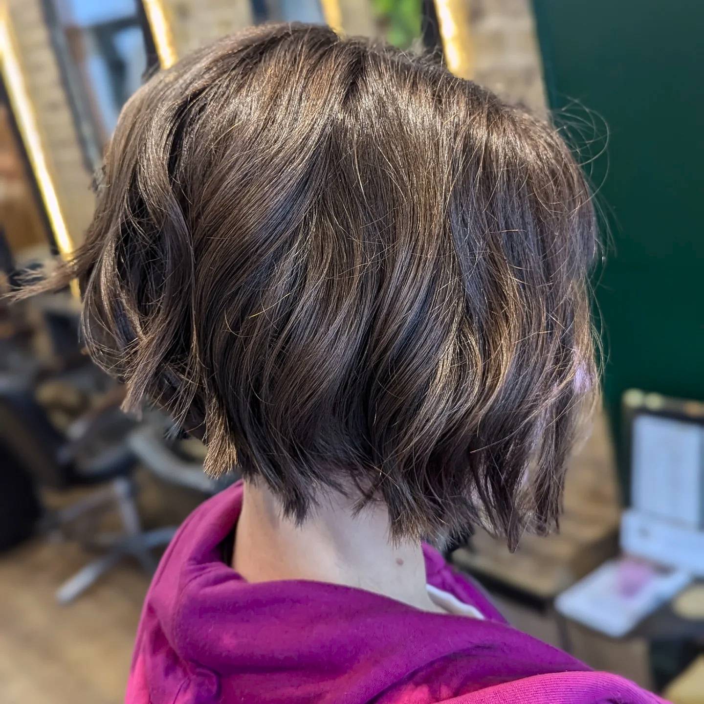 Textured Wavy Bob with Subtle Layers
