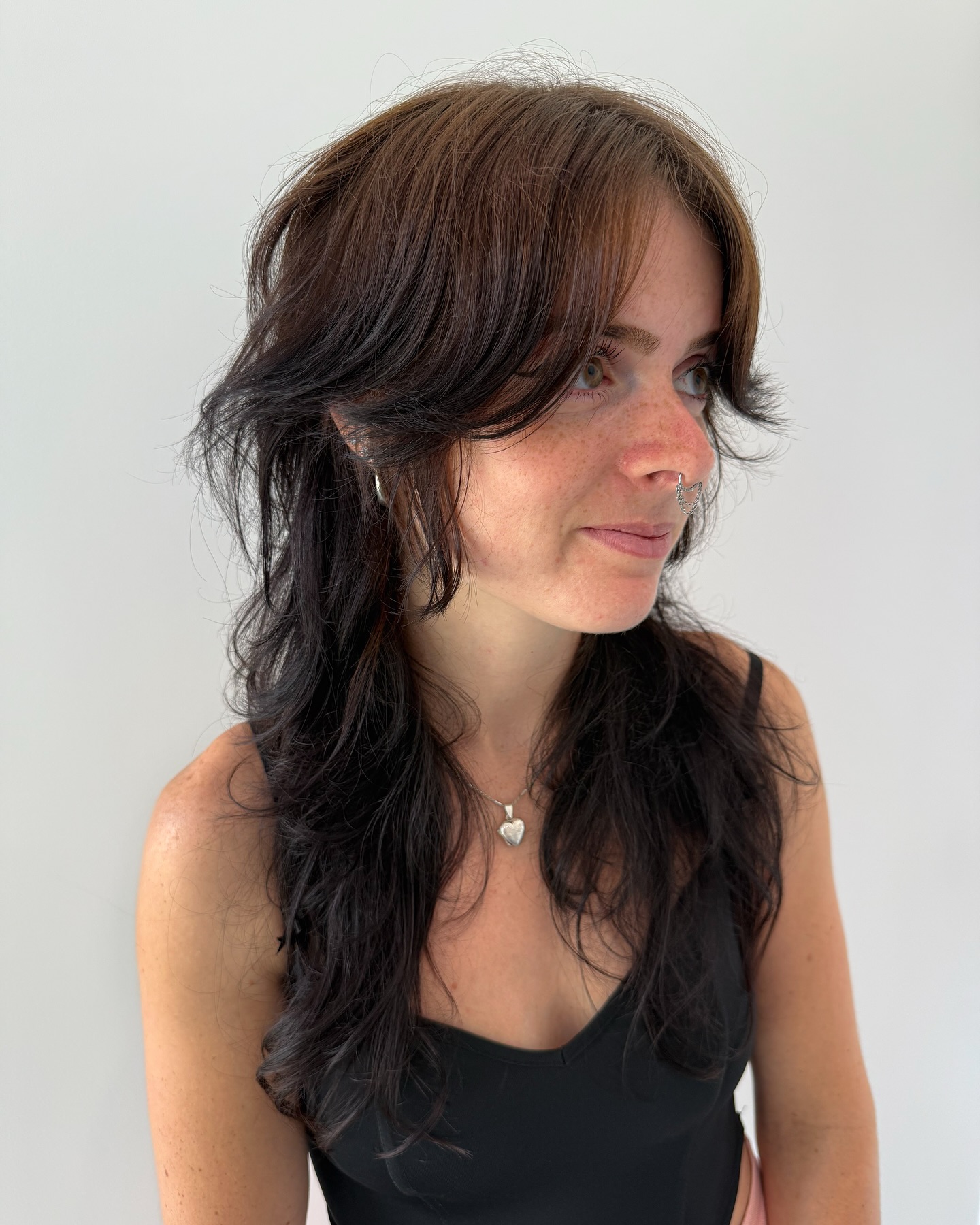 Chic Shaggy Wolf Cut with Soft Texture and Volume