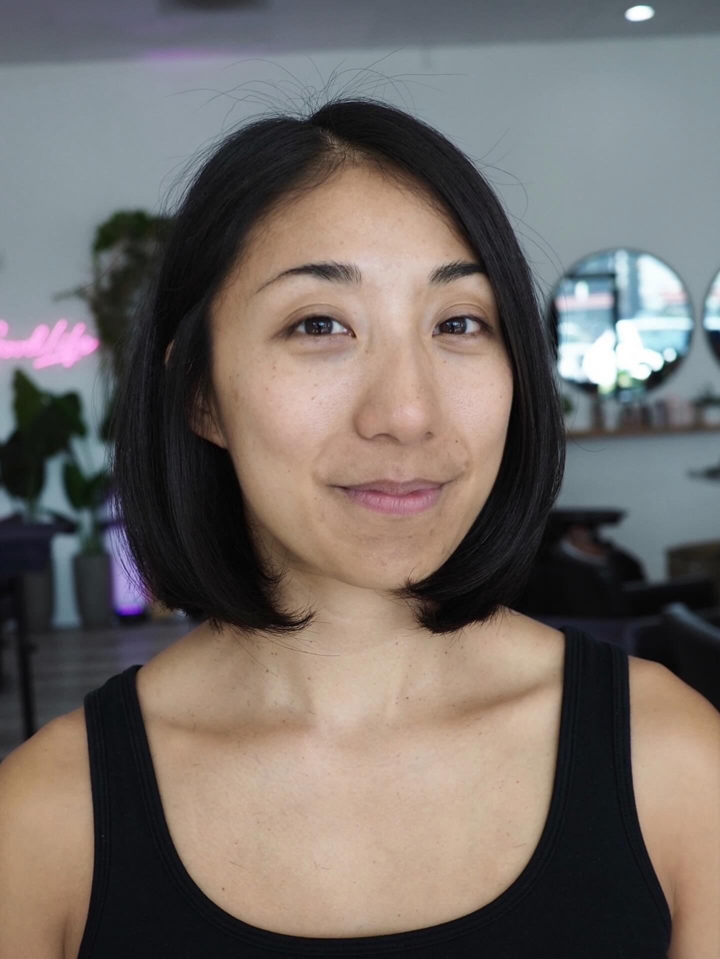 Effortlessly Chic Bob with Natural Texture