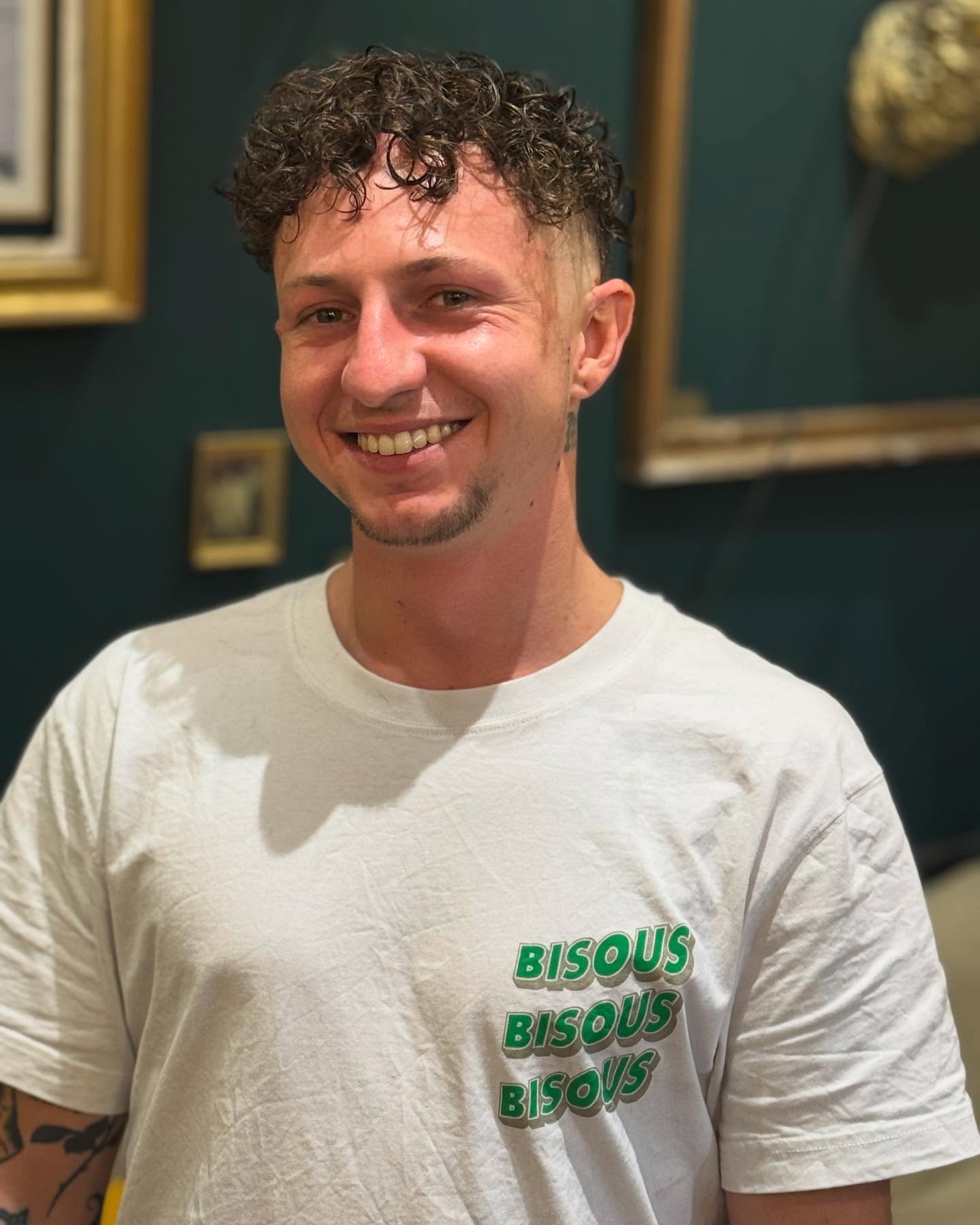Casually Defined Curls with Mid-Fade