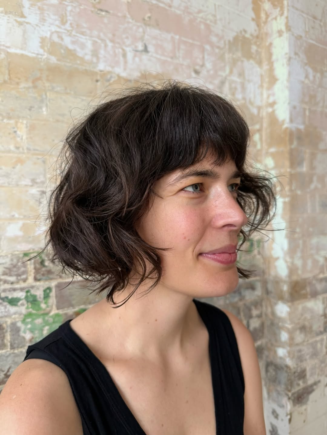 Chic Curly Bob with Textured Layers