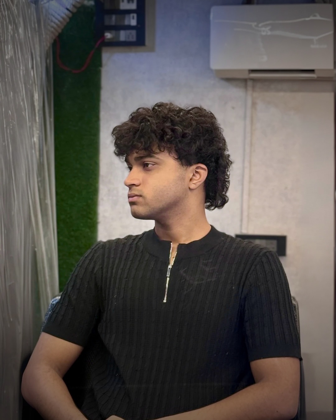 Strategically Tousled Mid-Length Curly Top