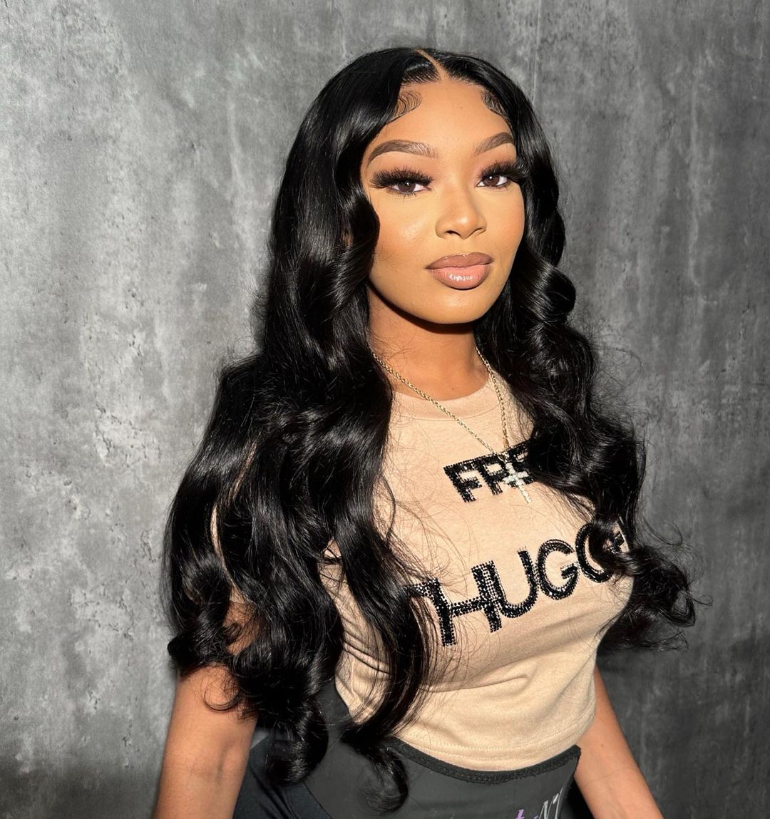 Glamorous Deep Waves with Voluminous Side Part
