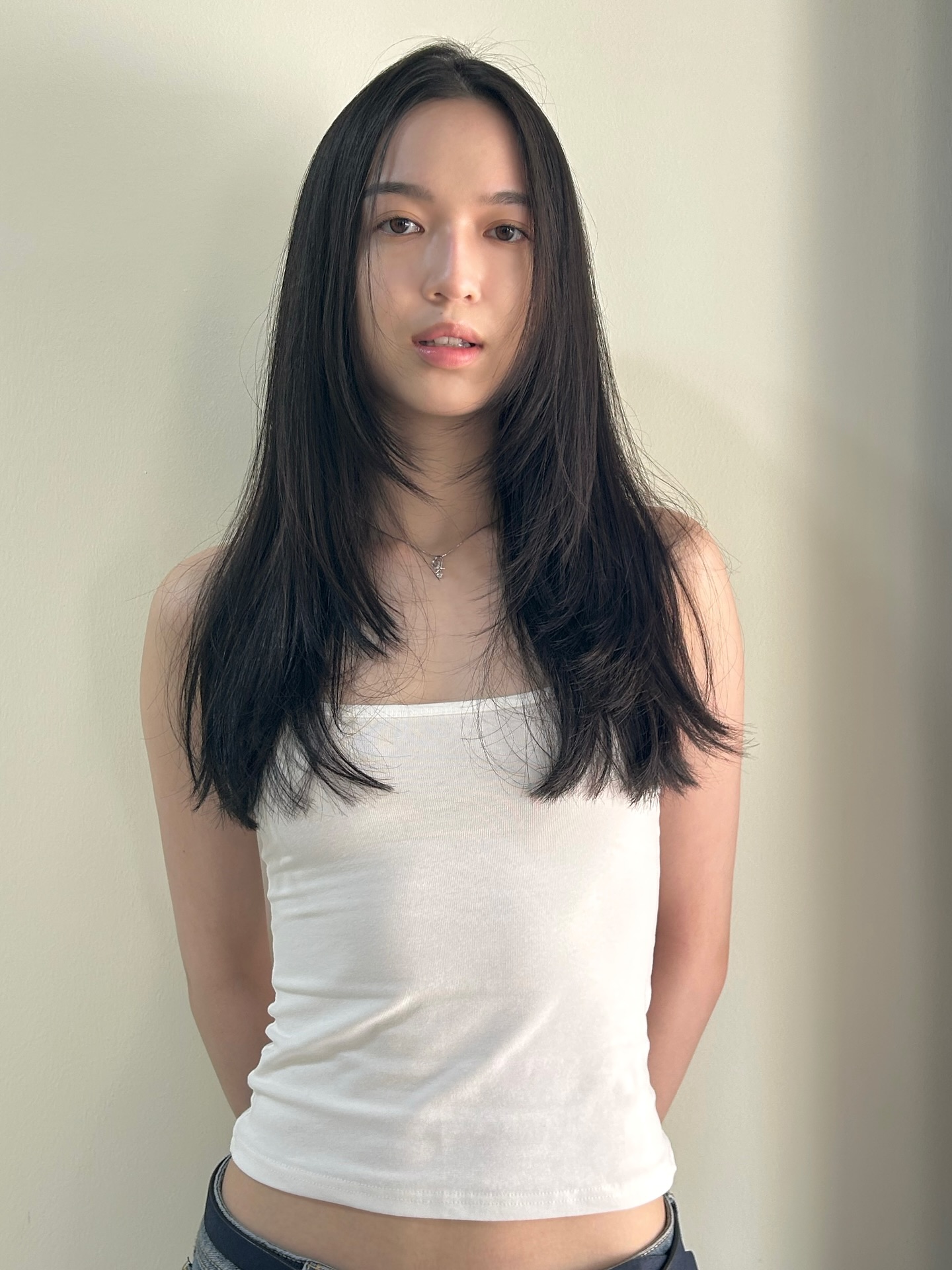 Subtle Face-Framing Layers in Natural Black