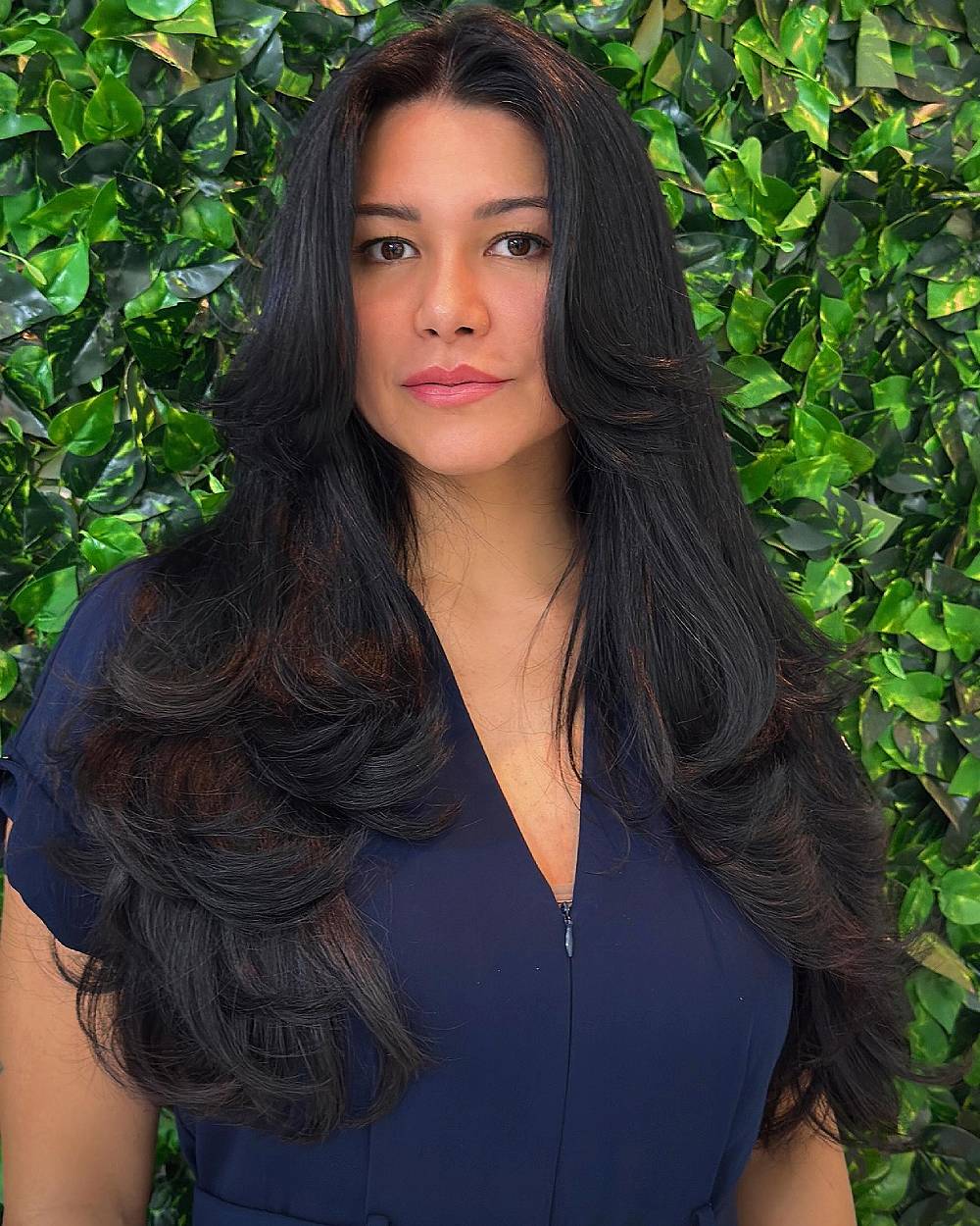 Voluminous Long Butterfly Cut with Soft, Layered Waves