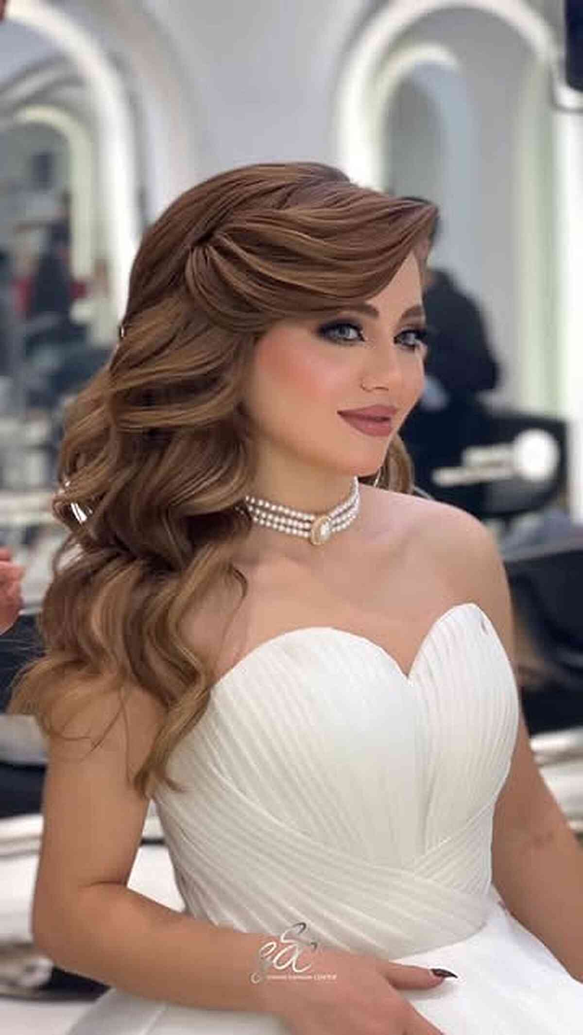 Elegant Wavy Side Swept Hairstyle