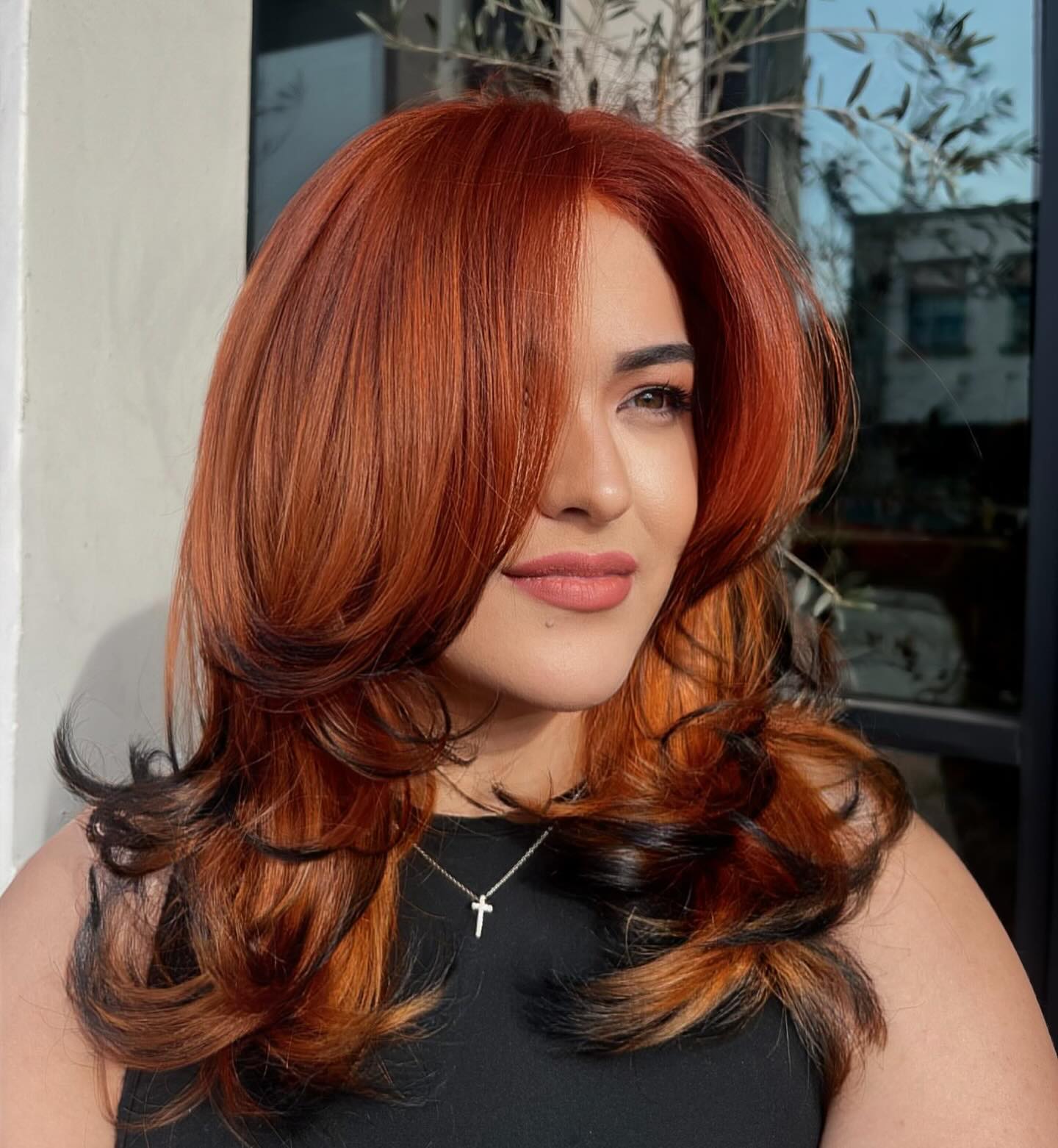 Luxurious Copper Waves with Dimensional Tones