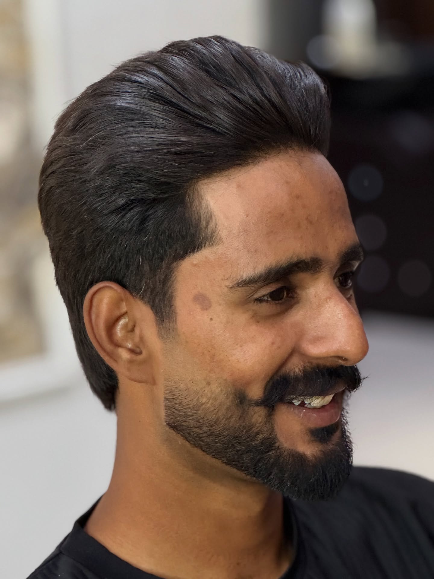 Classic Sleek Flowing Pompadour with Natural Taper