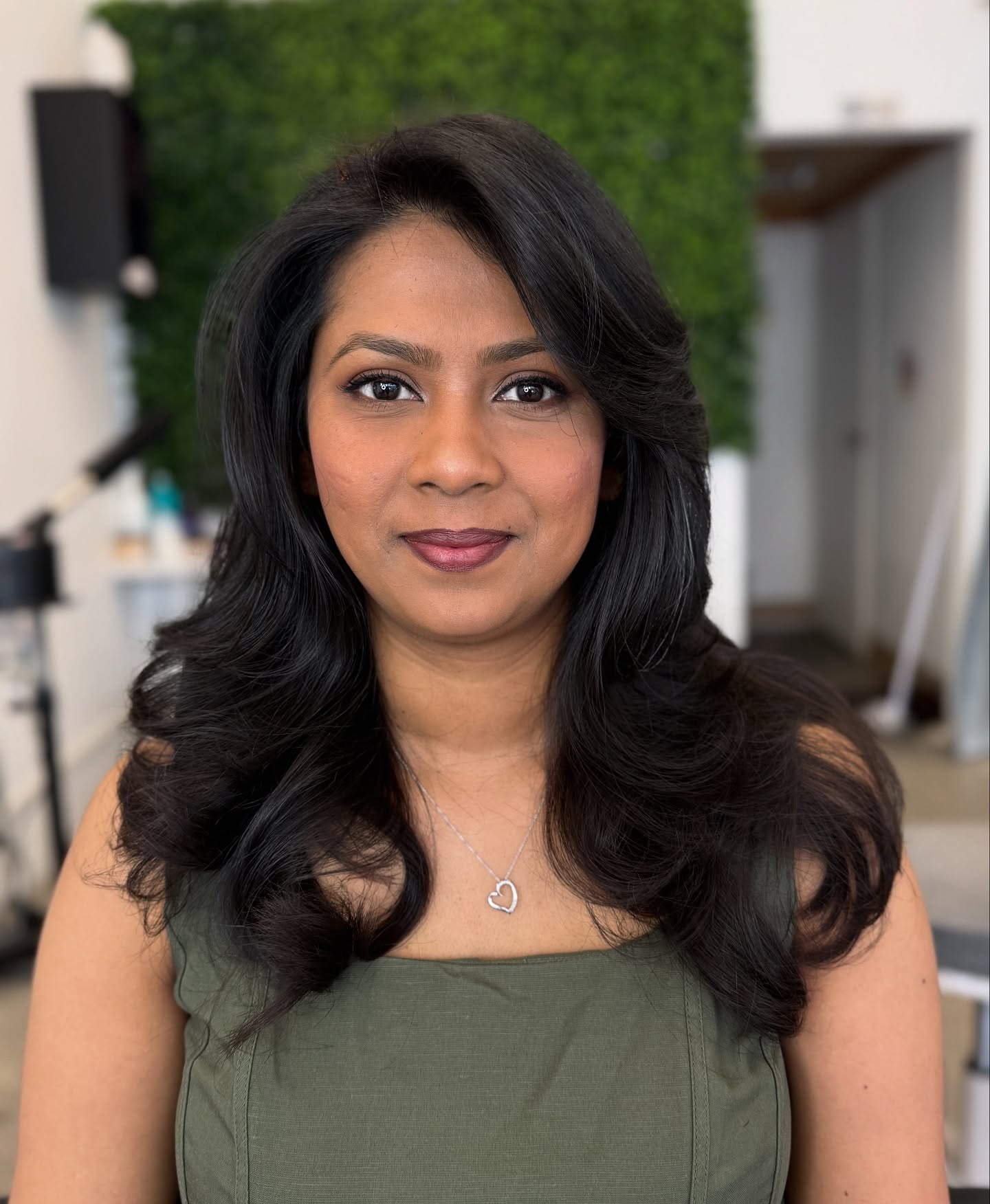 Elegant Deep Espresso Waves with Voluminous Ends