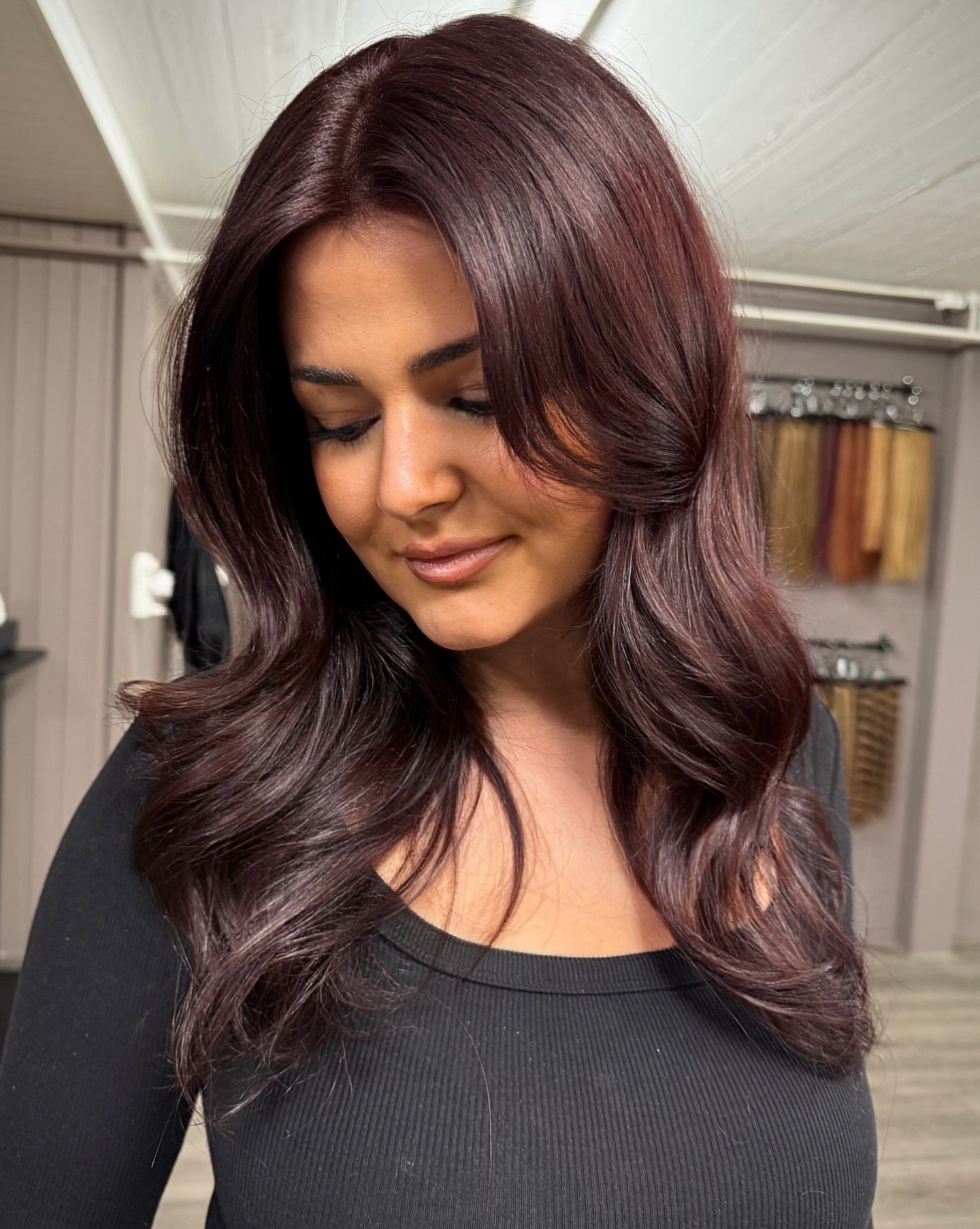 Luxurious Deep Mahogany Waves with Soft Ends
