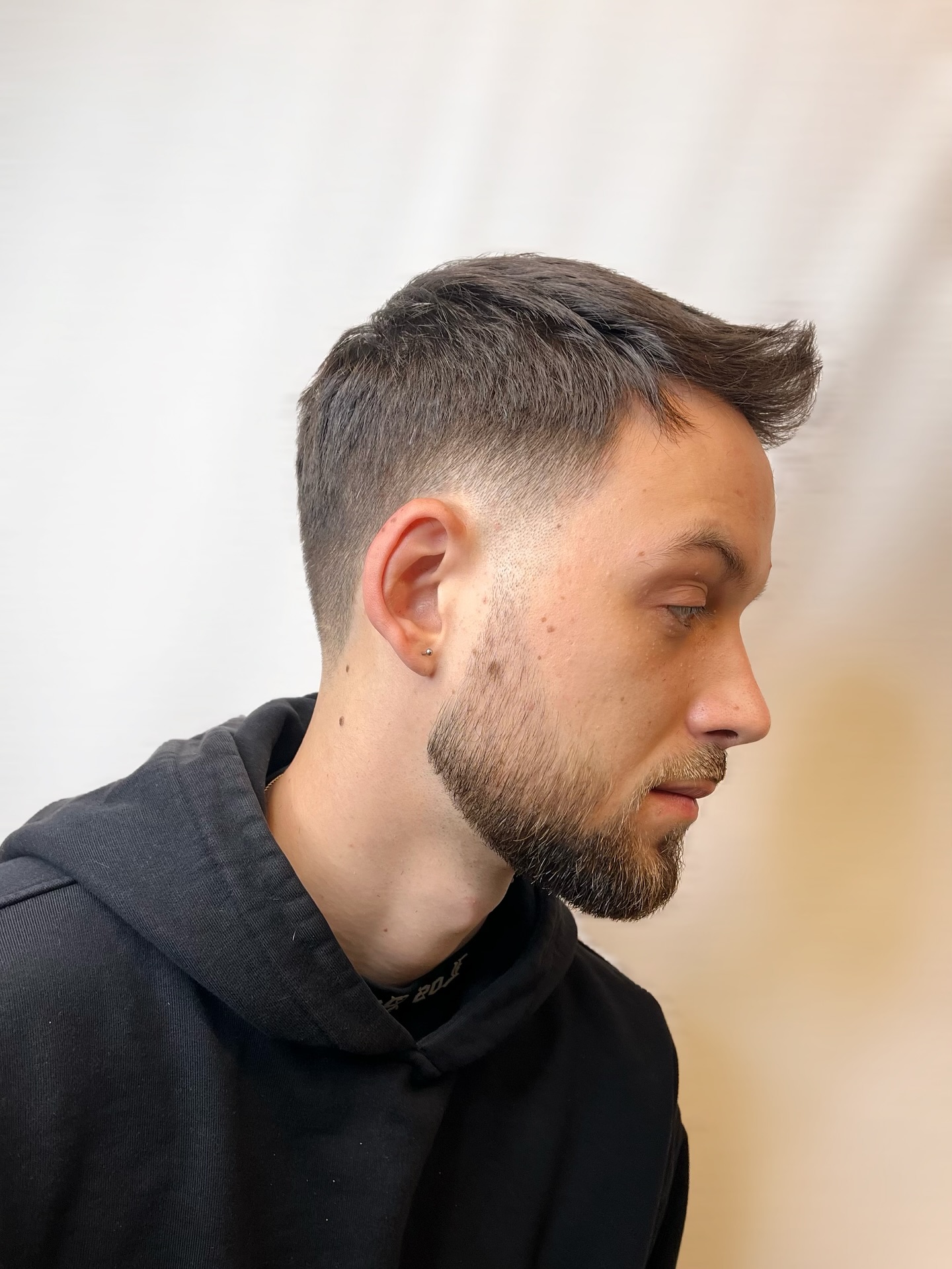 Textured Tapered Cut with Defined Volume