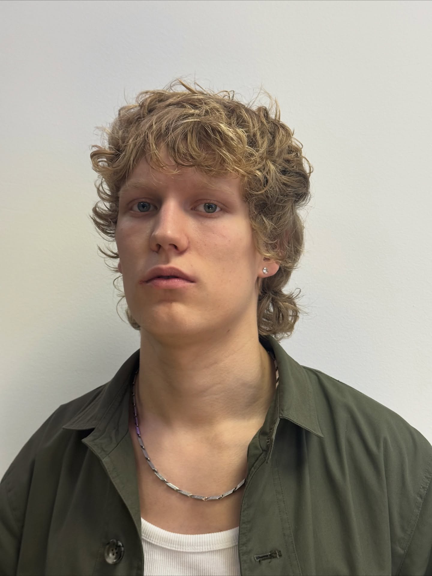 Trendy Textured Curly Cut with Natural Movement