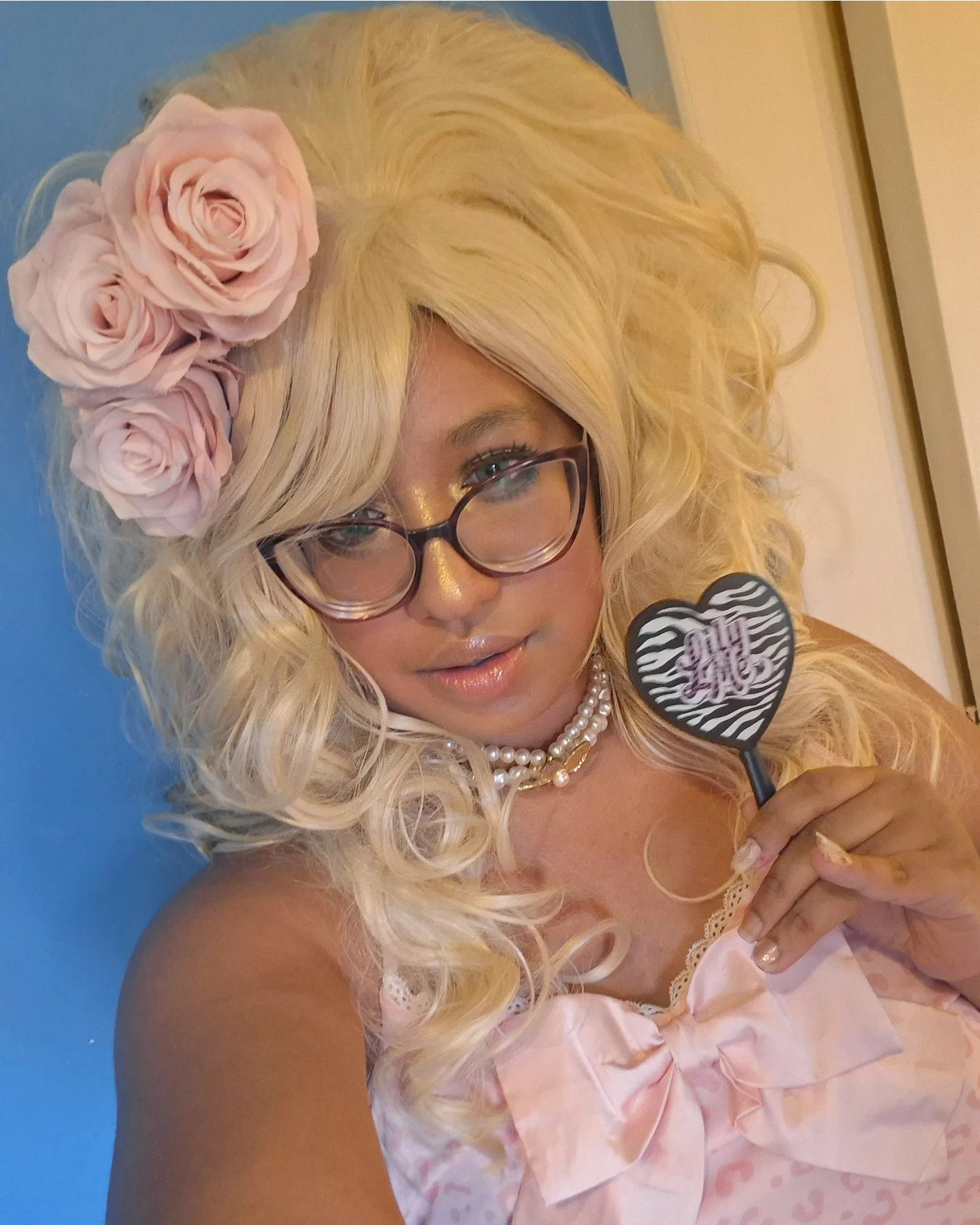 Blushing Blonde Curls with Romantic Floral Accents