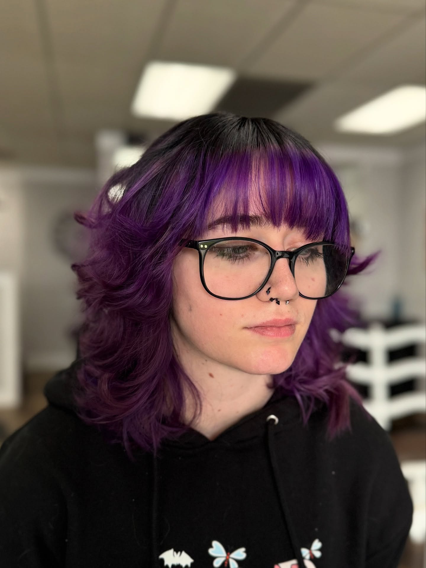 Deep-Amethyst-Undercut-with-Side-Swept-Bangs