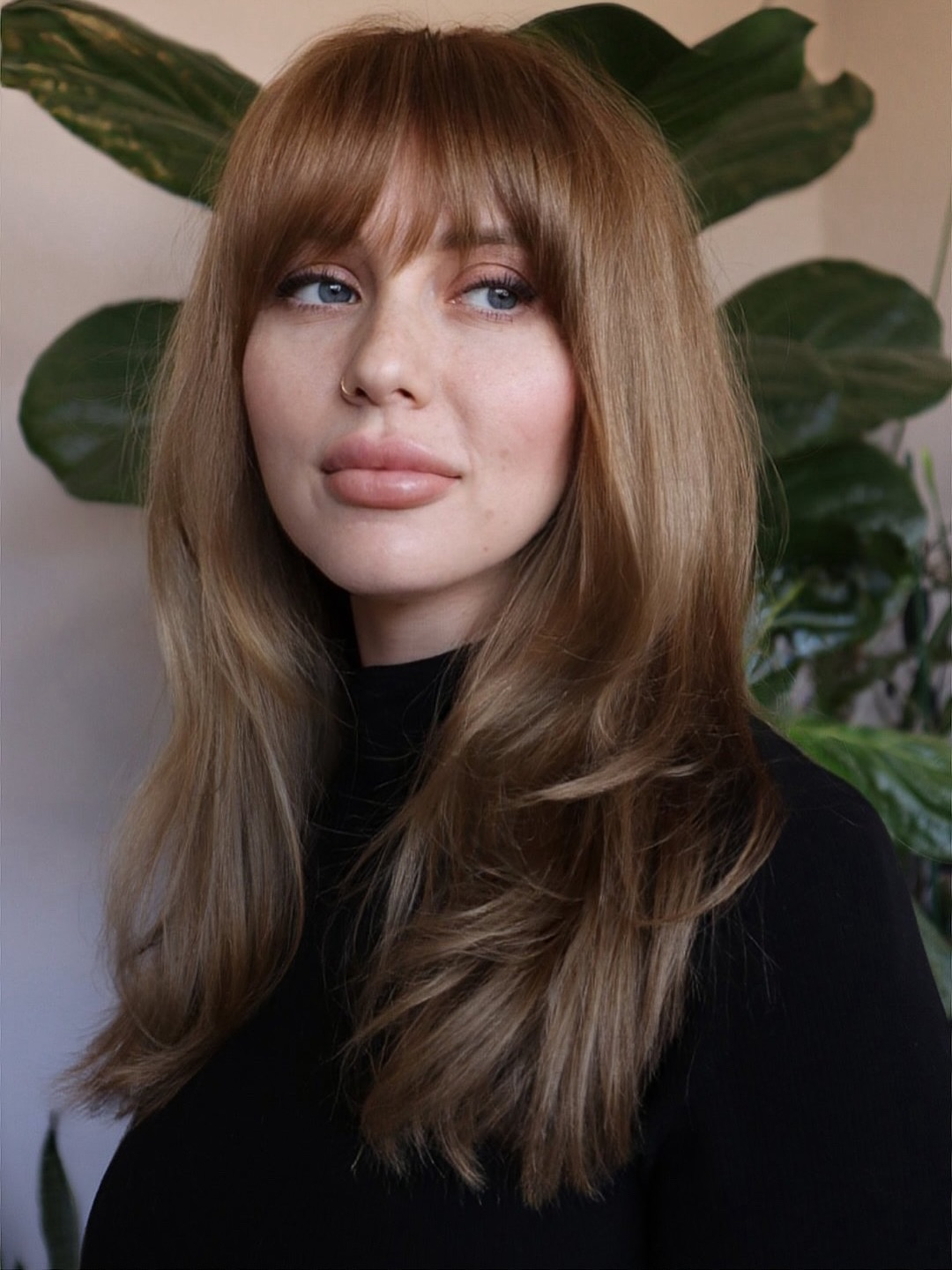 Soft-Golden-Bangs-with-Mid-Length-Layers