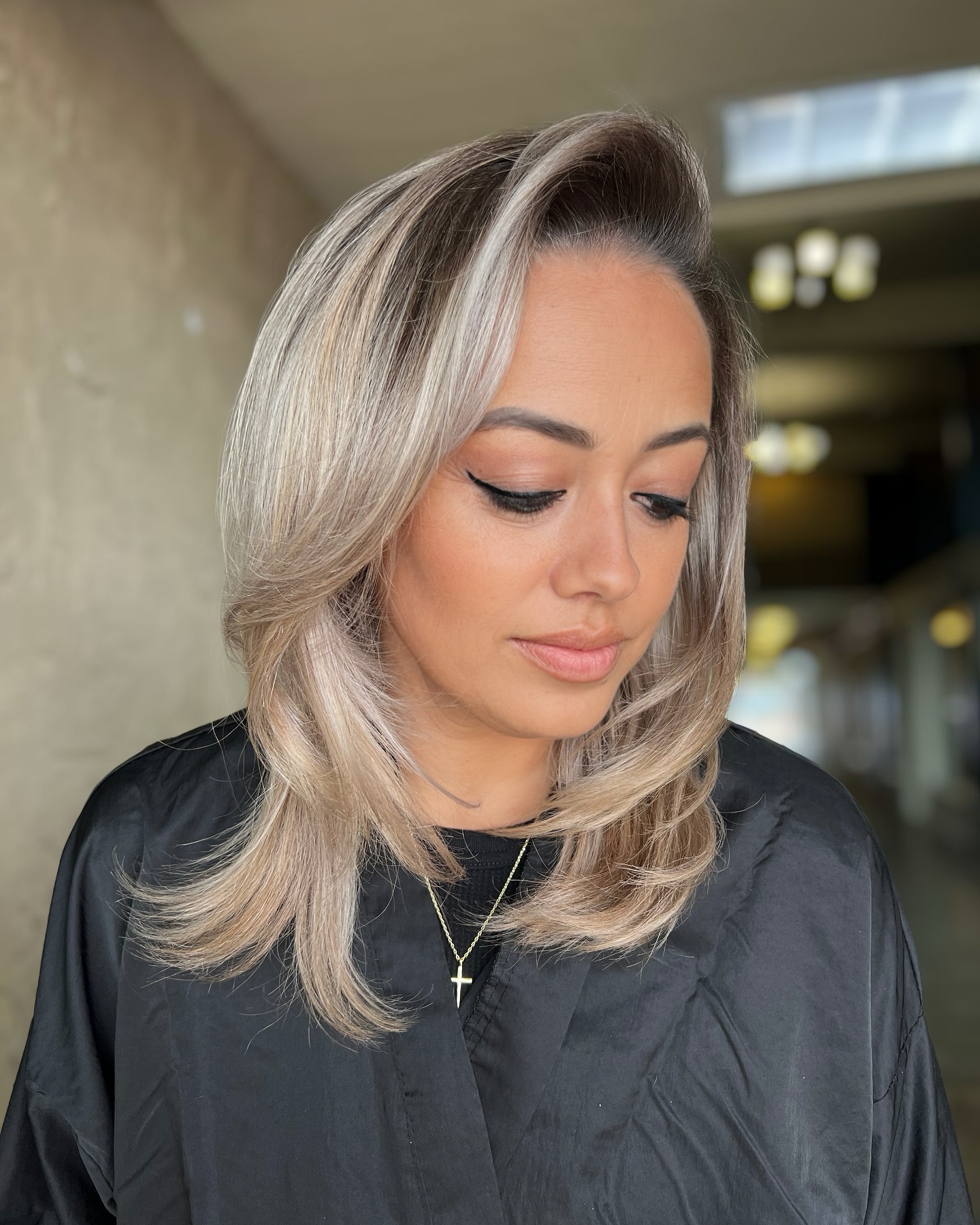 Chic Long Layered Cut with Subtle Face Framing