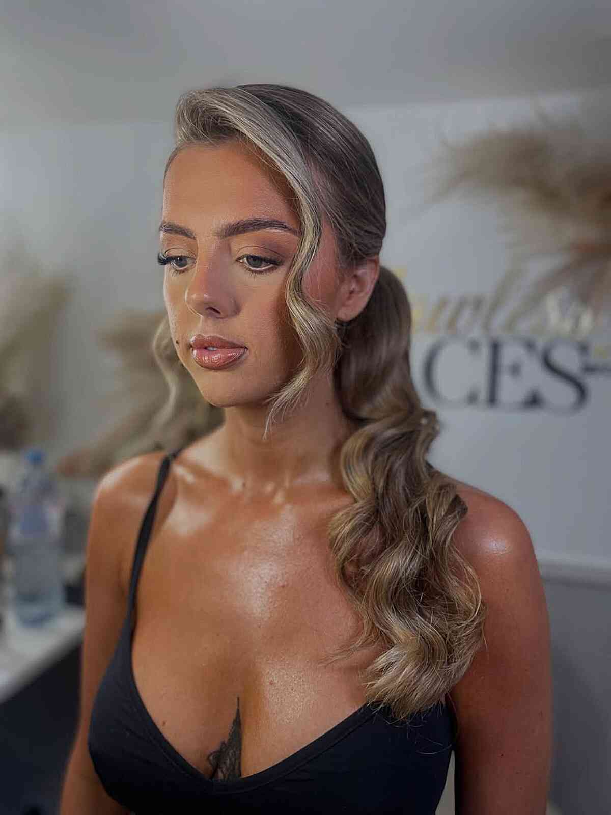 Elegant Long Hair Side Ponytail with Soft Waves