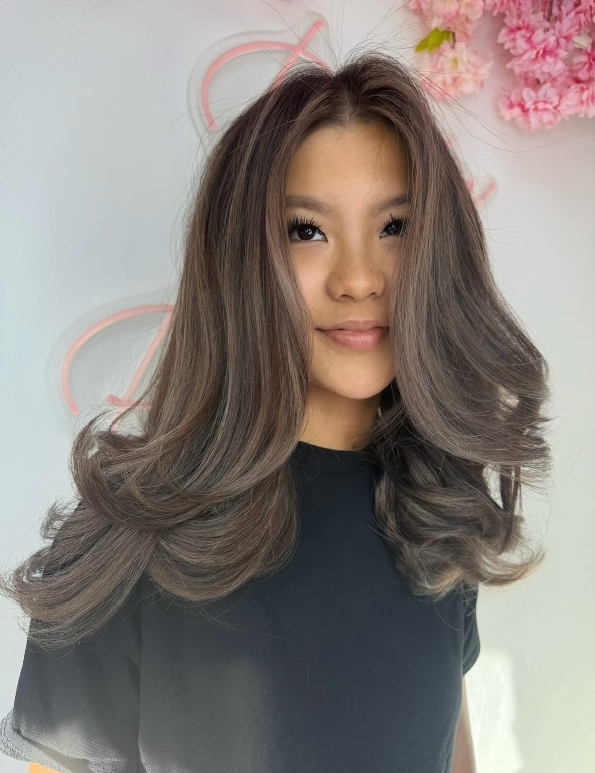 Brilliant Mushroom Bronde with Lush Volume