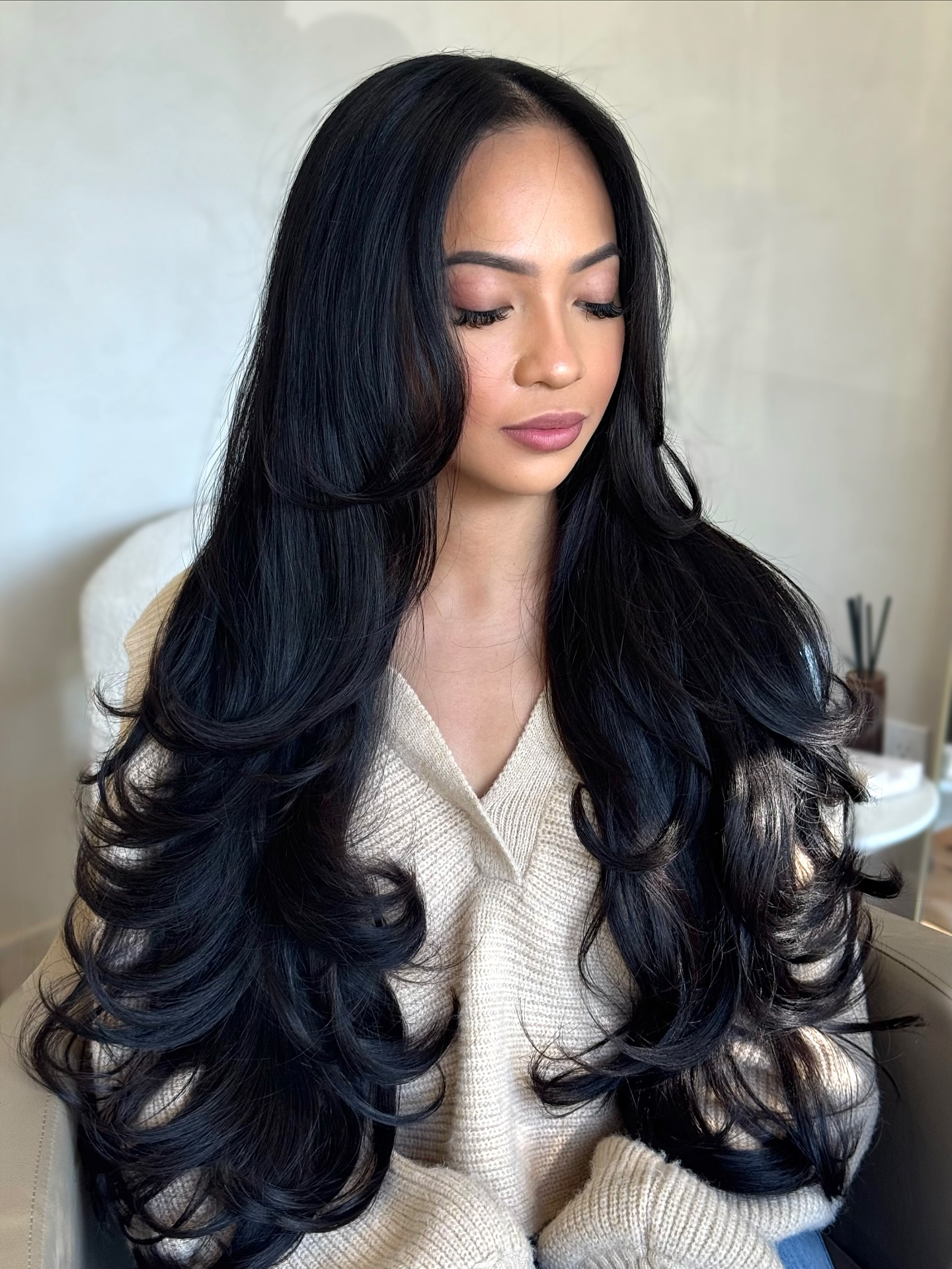 Deep-Blue Luxurious Cascading Waves