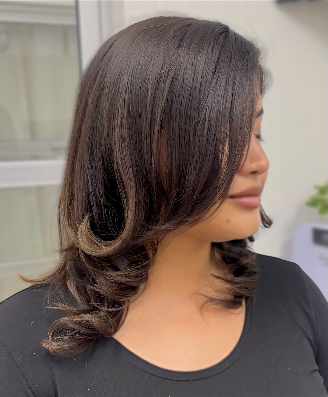 Glossy Chestnut Waves with Soft Ends