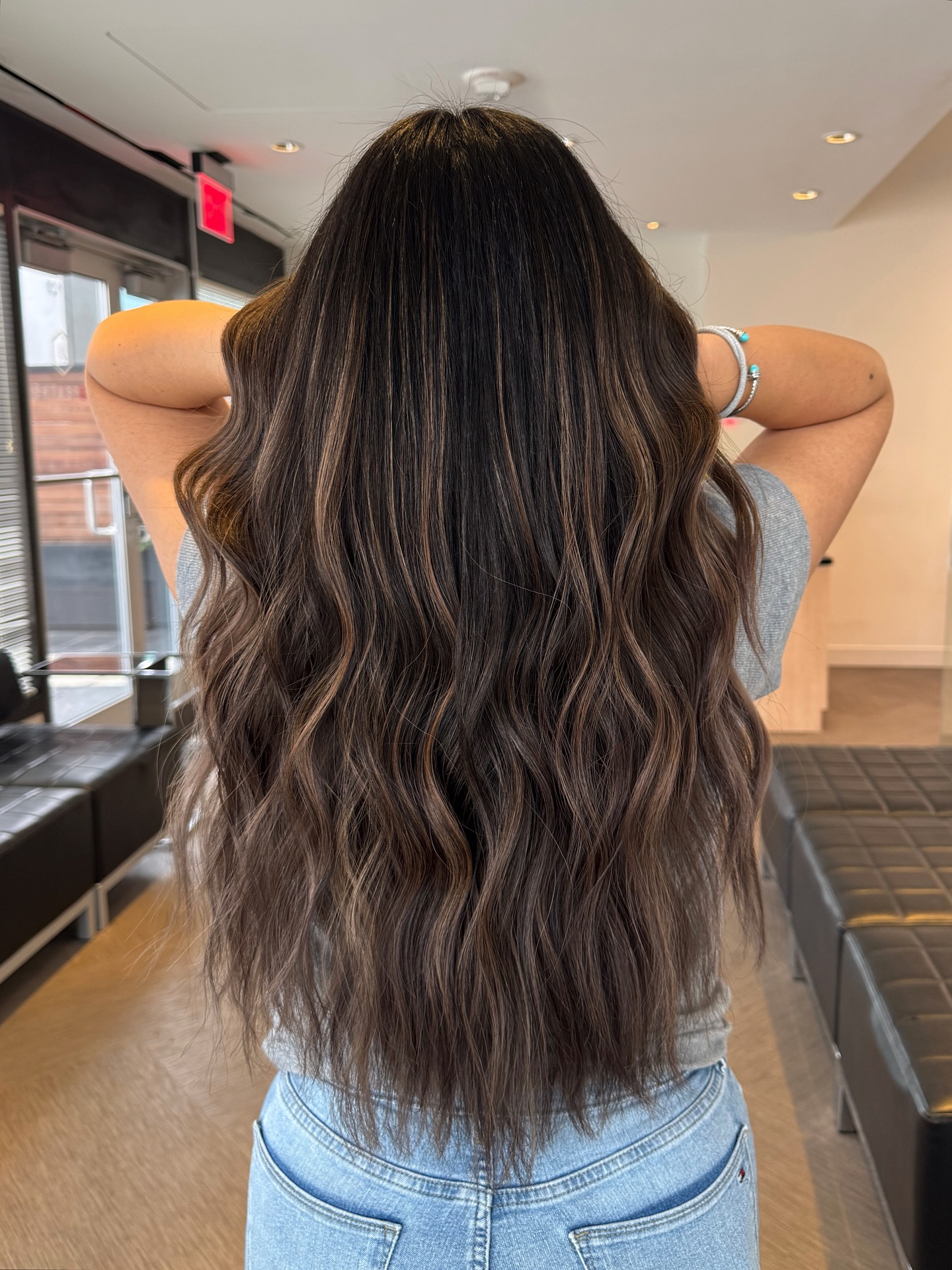 Luxurious Long Waves with Caramel Highlights