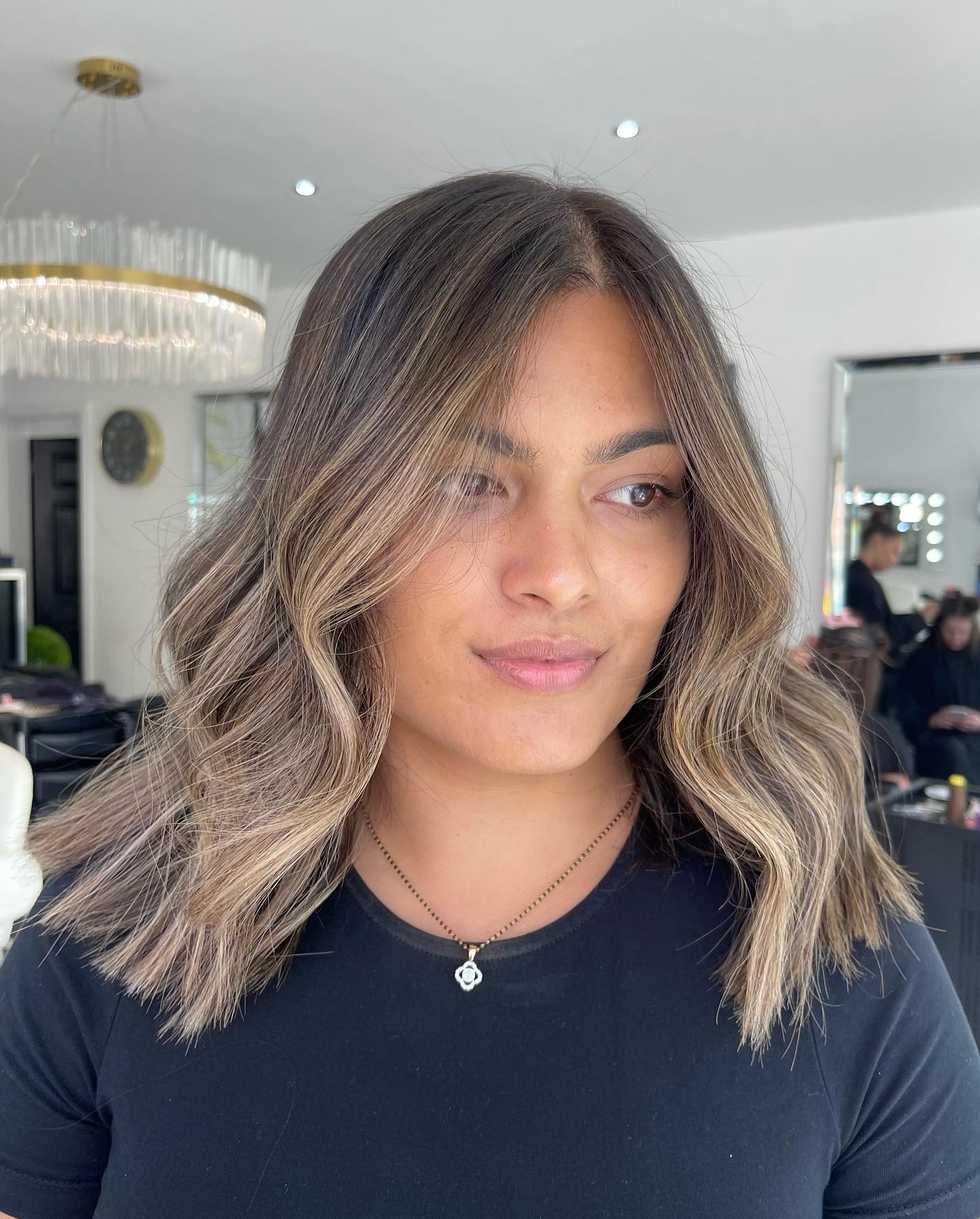 Modern Bronde Lob with Lush Waves
