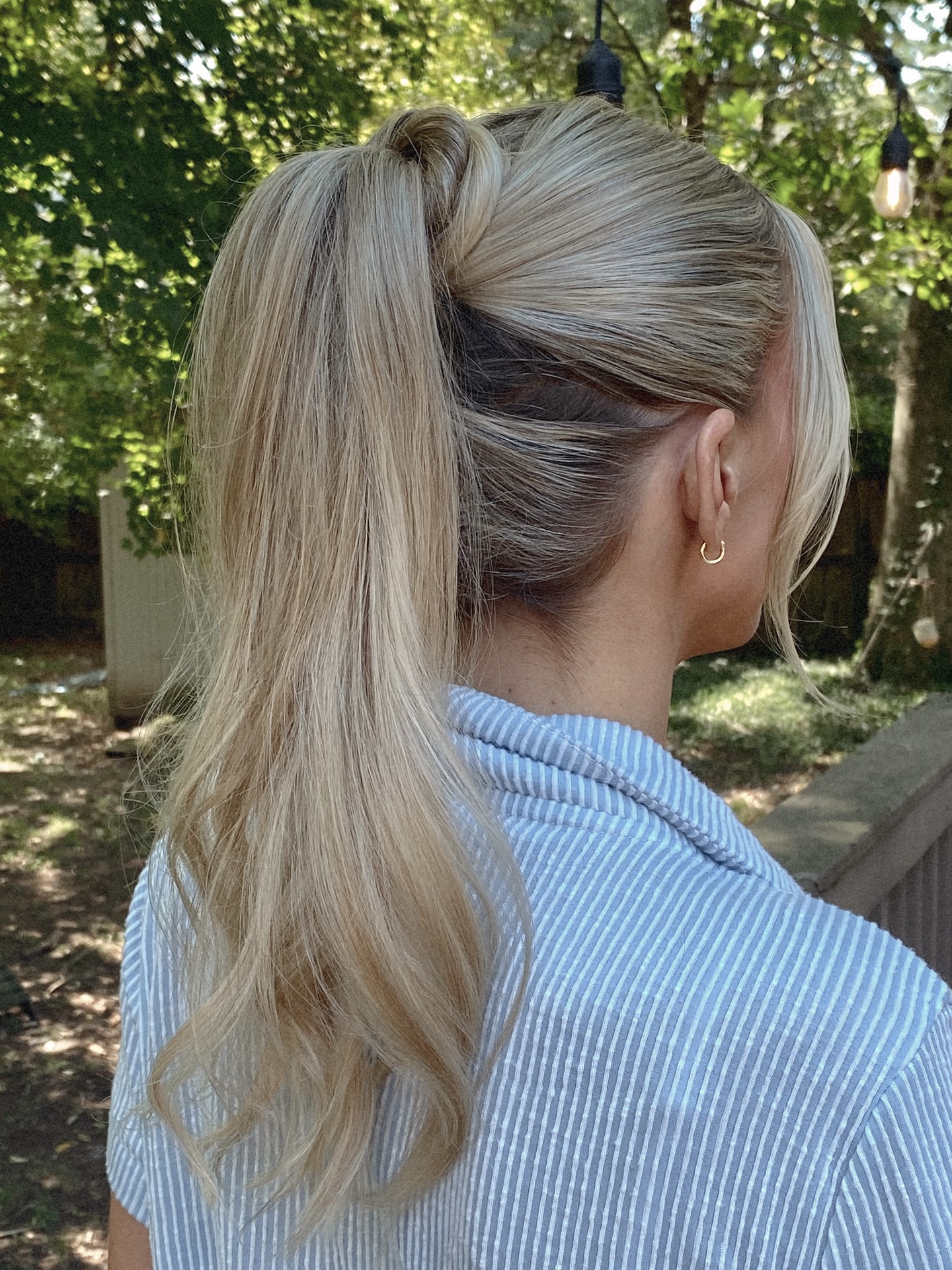 Casual High Ponytail with Soft Waves
