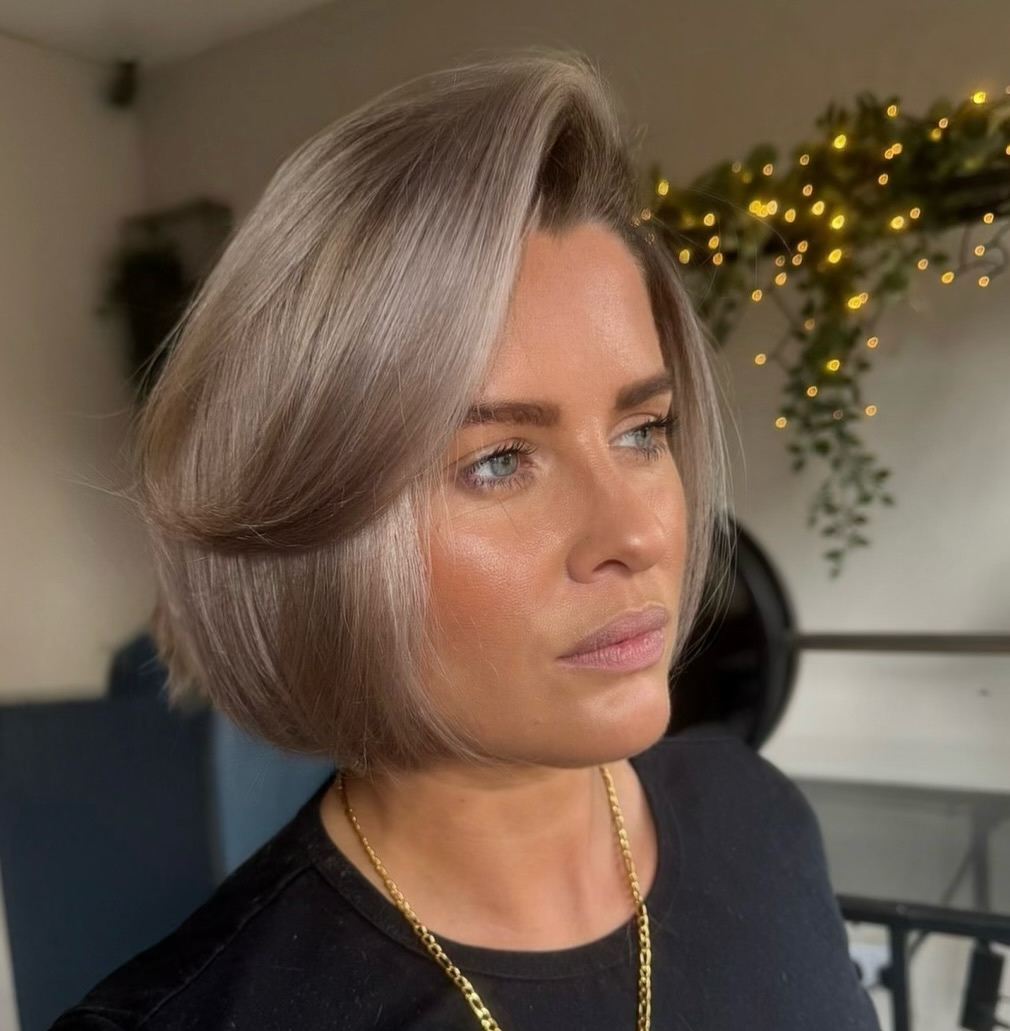 Chic Silver-Grey Asymmetrical Bob