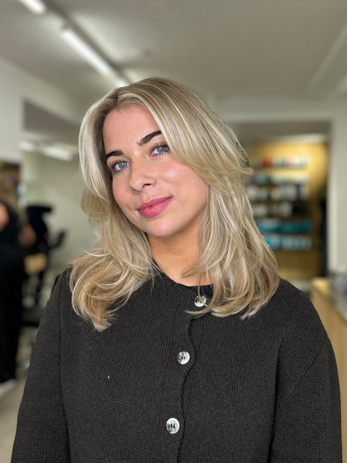 Modern Soft Waves with Subtle Layers