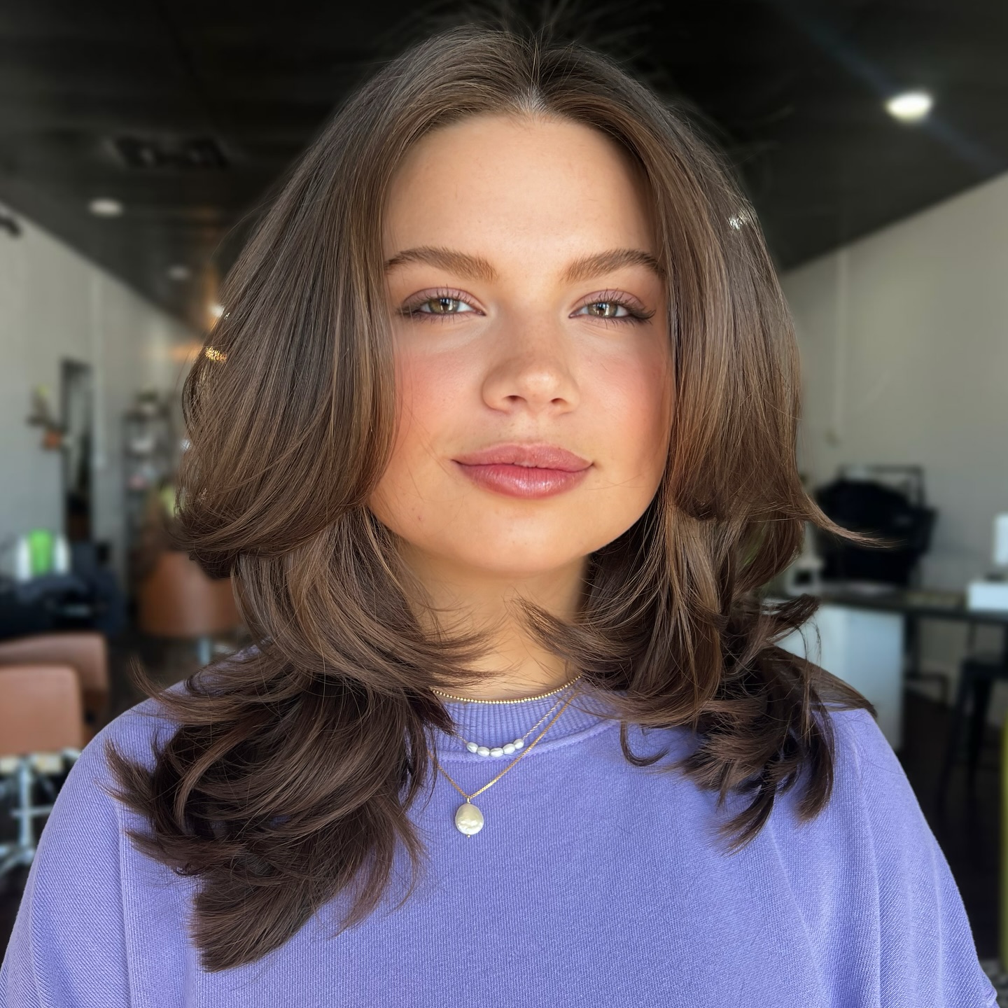 Sleek Mocha Layers with Subtle Waves