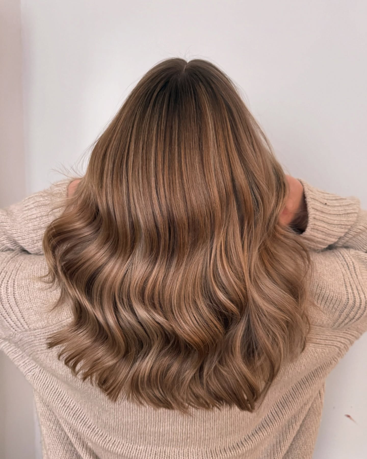Textured Bronde Waves with Rich Dimension