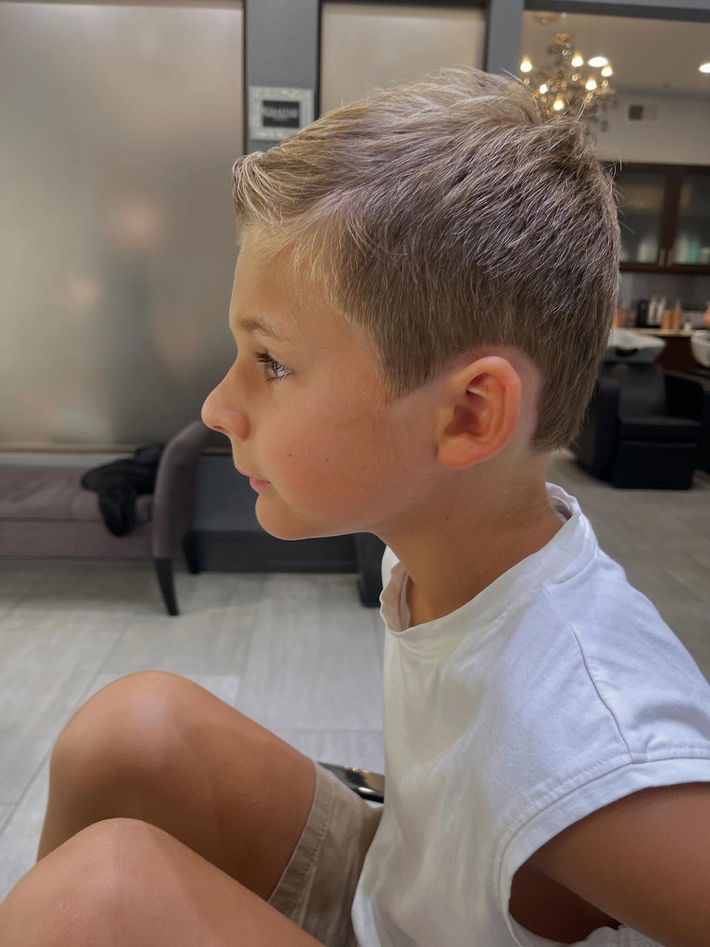 Classic Short Tapered Cut with Subtle Textured Top