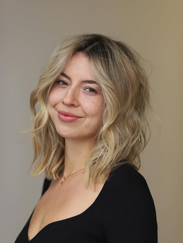 Effortlessly Tousled Waves with Soft Balayage