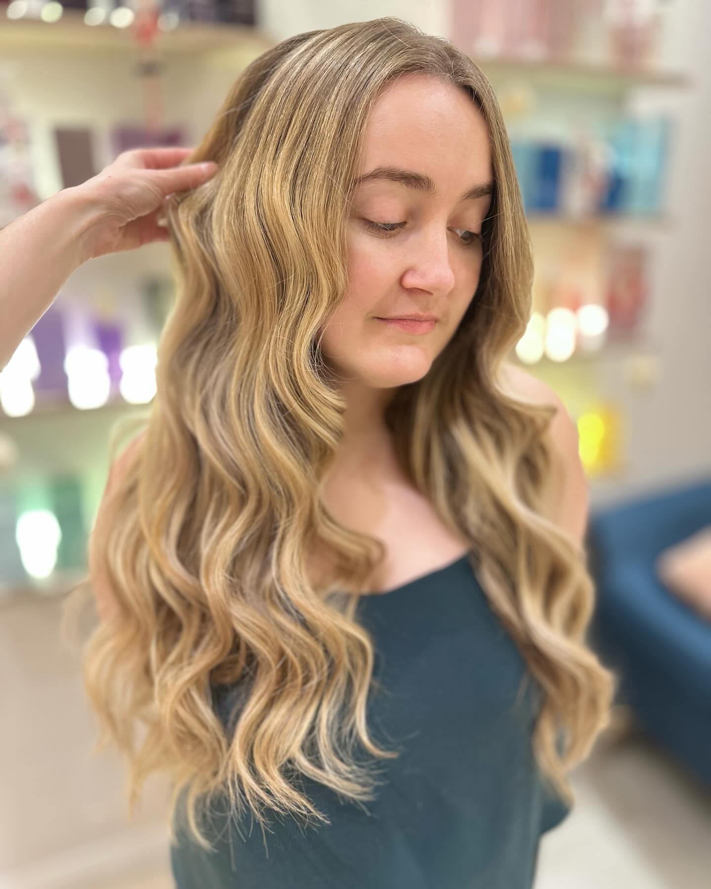 Flowing Golden S-Waves with Subtle Balayage