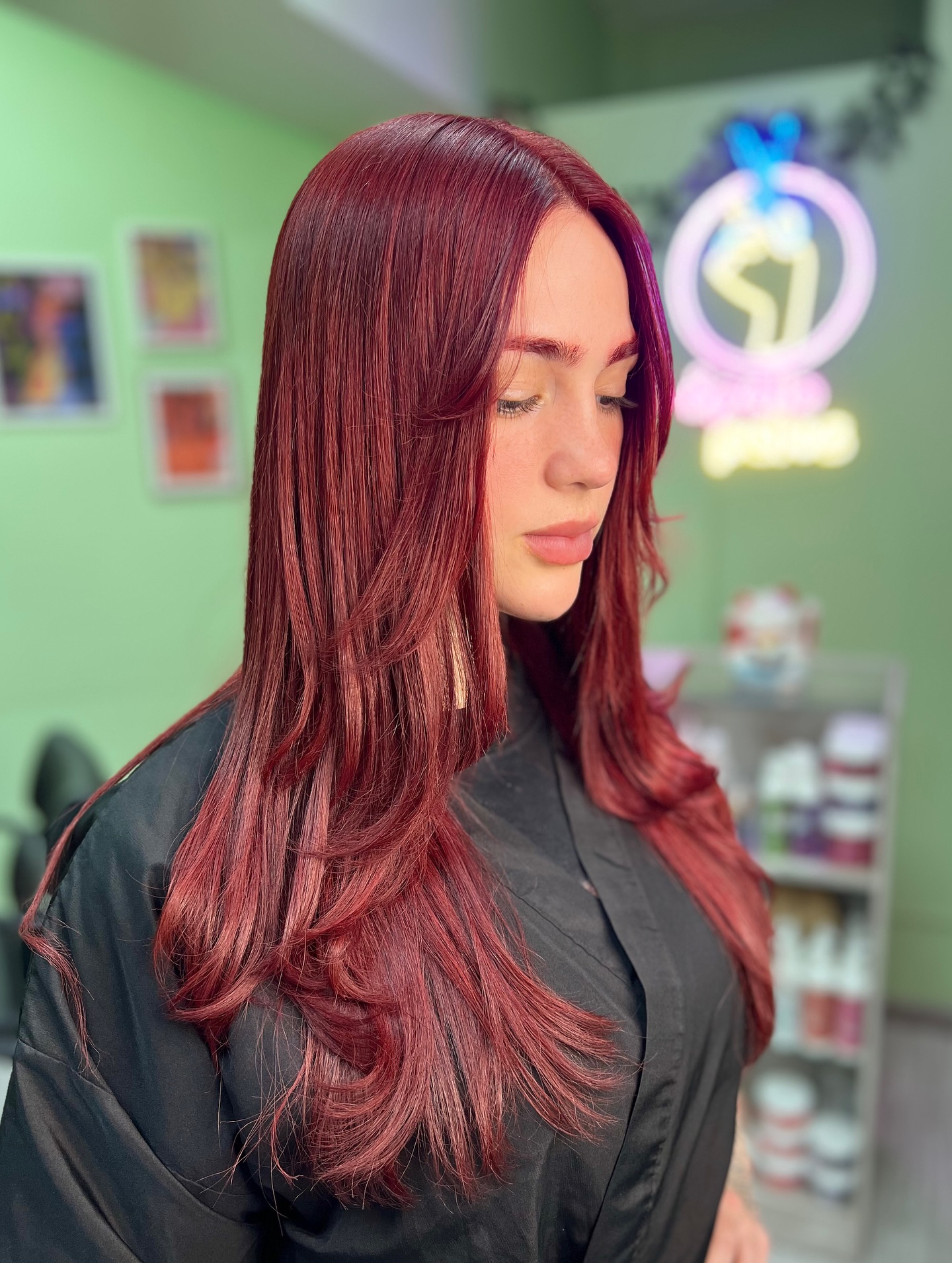 Glossy Merlot Waves with Subtle Highlights