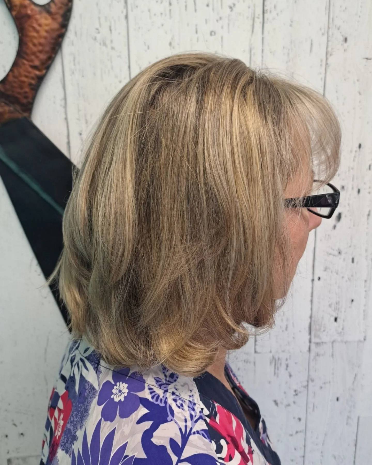 Textured Mid-Length Bob with Soft Layers