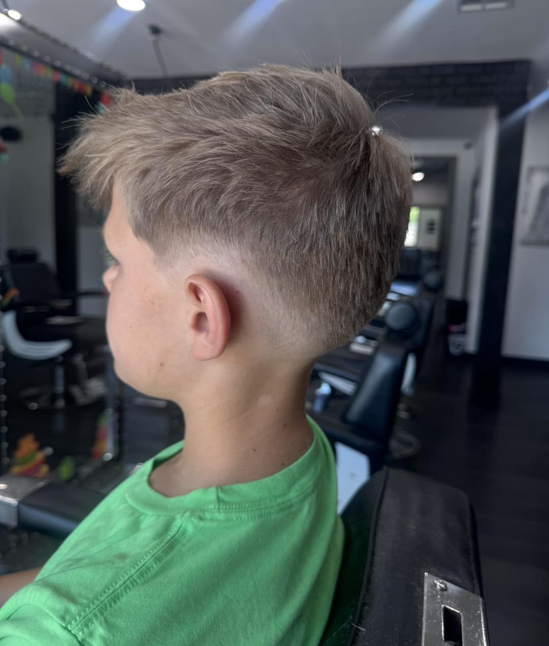 Textured Quiff with Tapered Sides