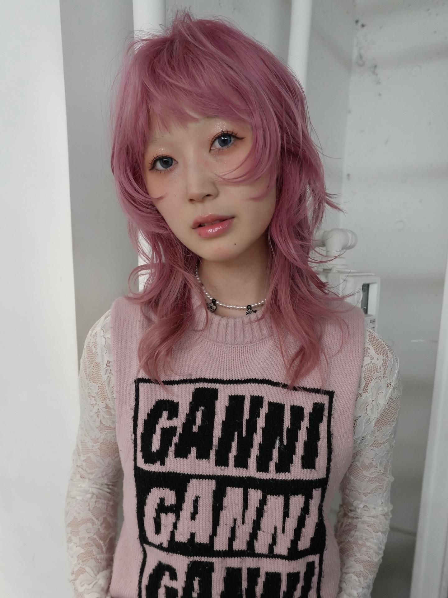 Soft Pastel Pink Waves with Lace Detail