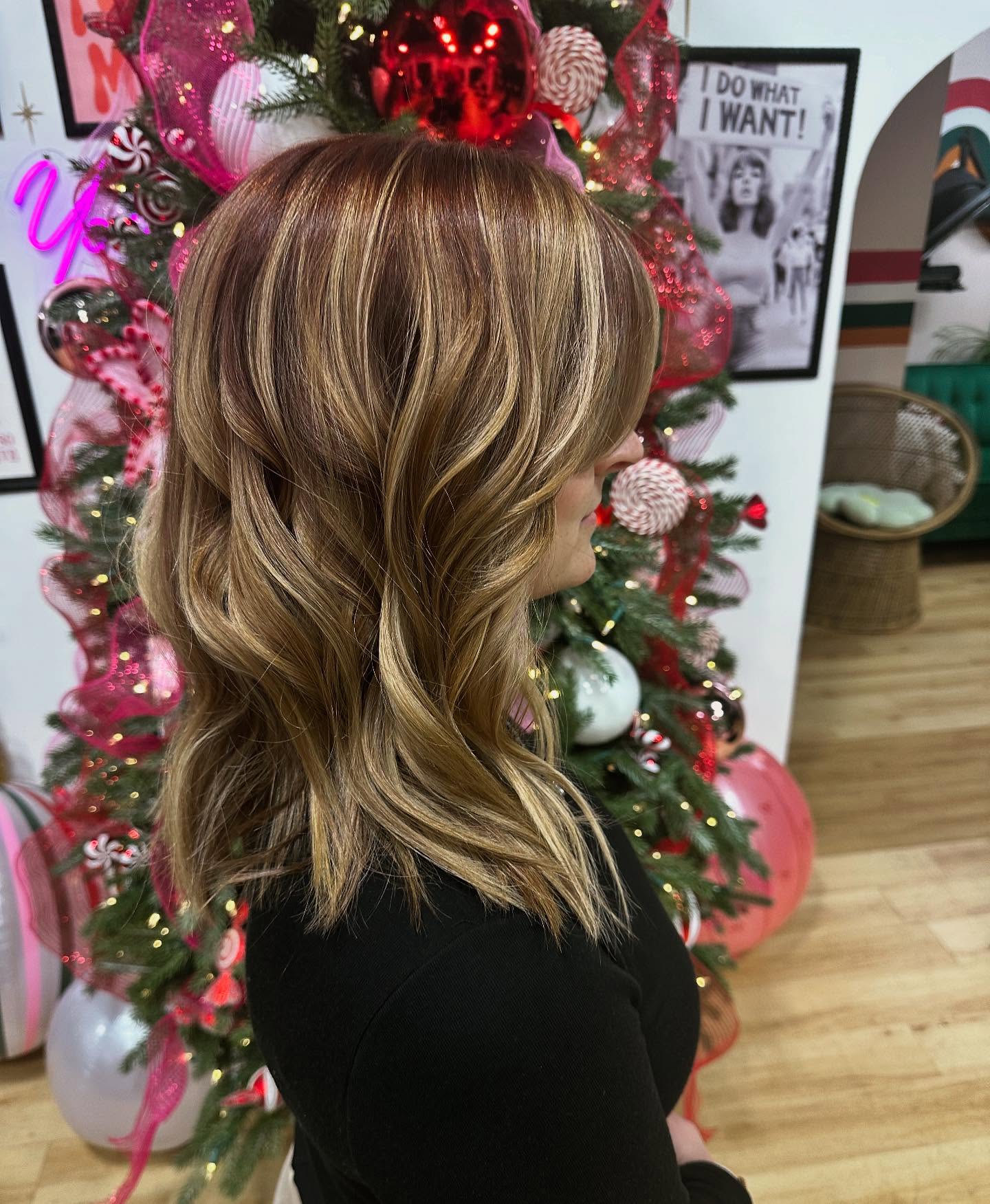 Sunkissed Chestnut Waves with Soft Layers