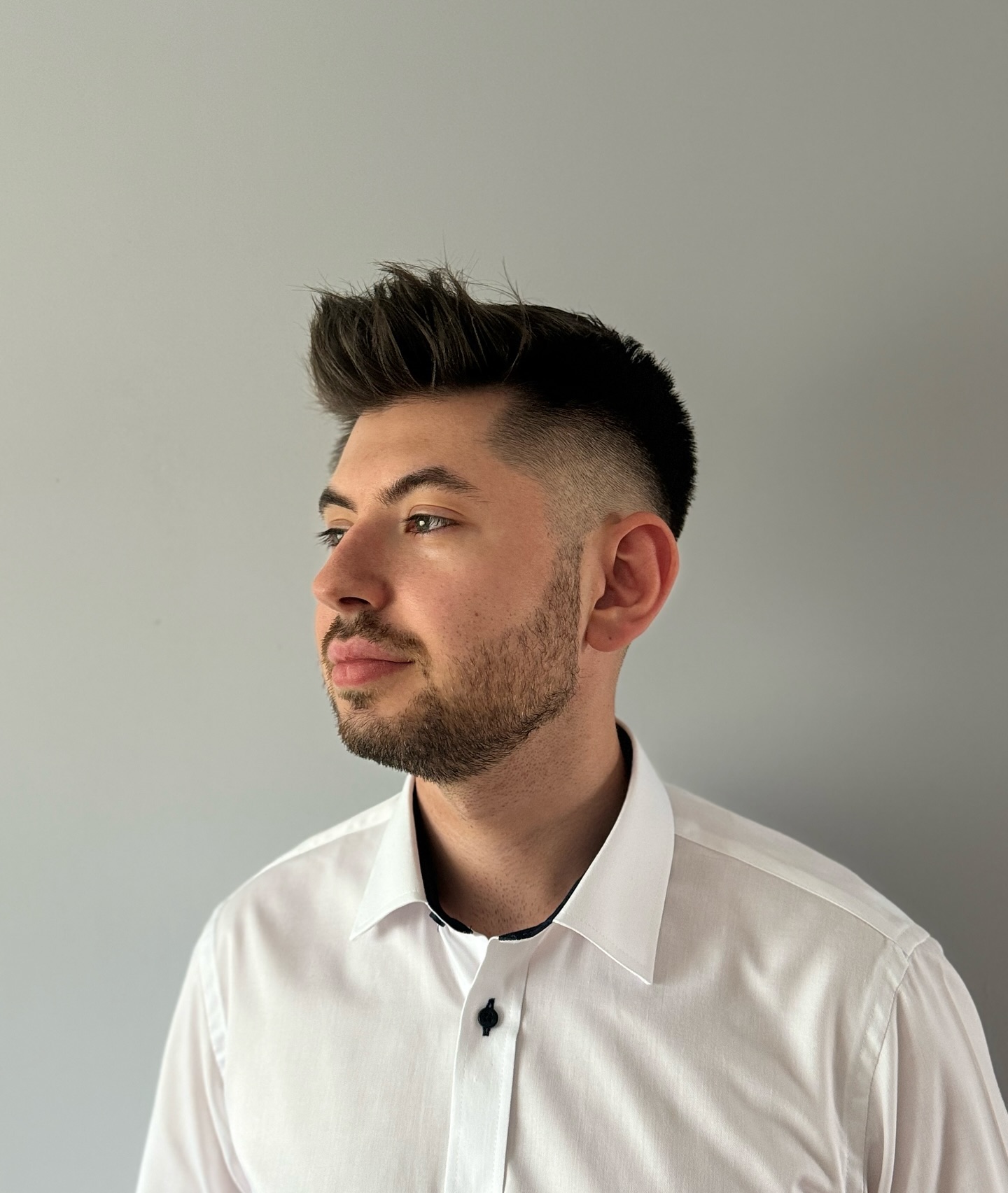 Contemporary Mid Taper Fade with Textured Volume